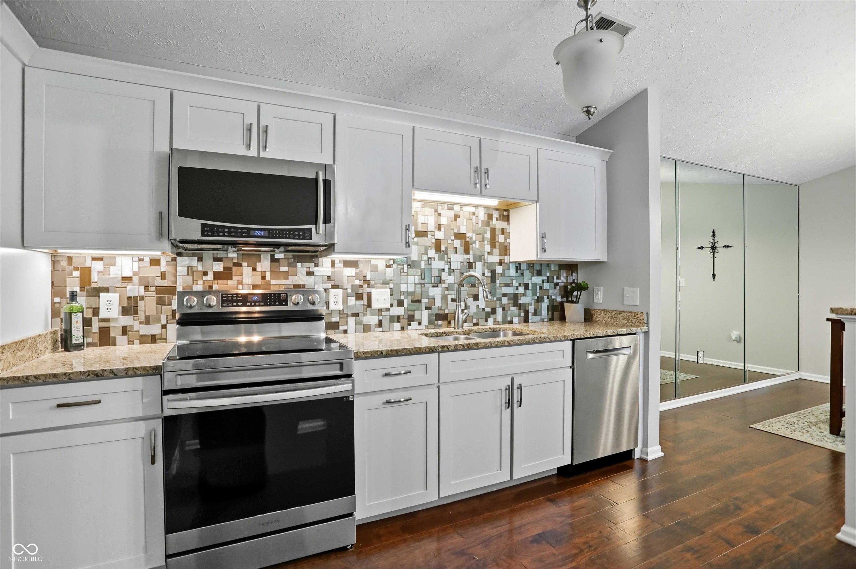 11715 Lenox Lane Unit: UNIT 207