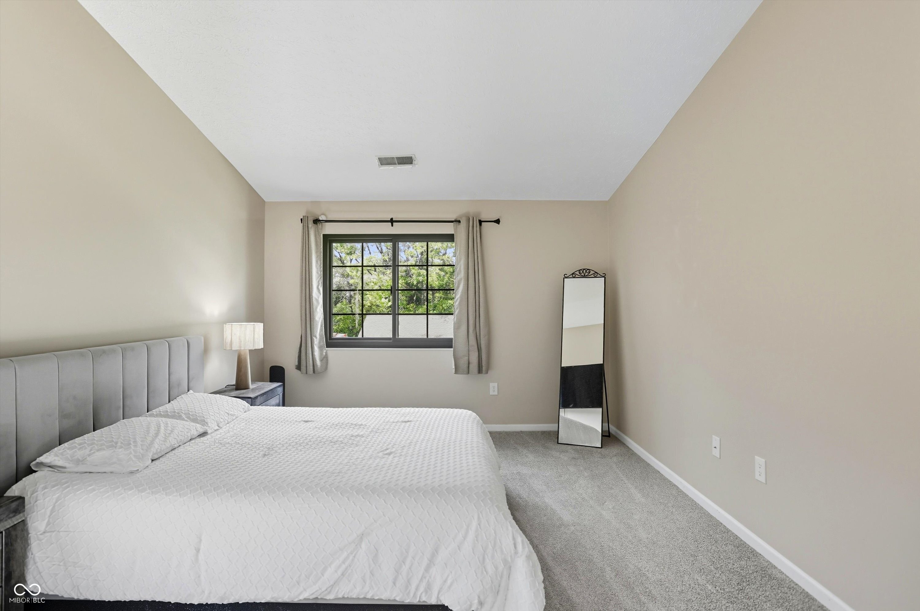 11715 Lenox Lane Unit: UNIT 207