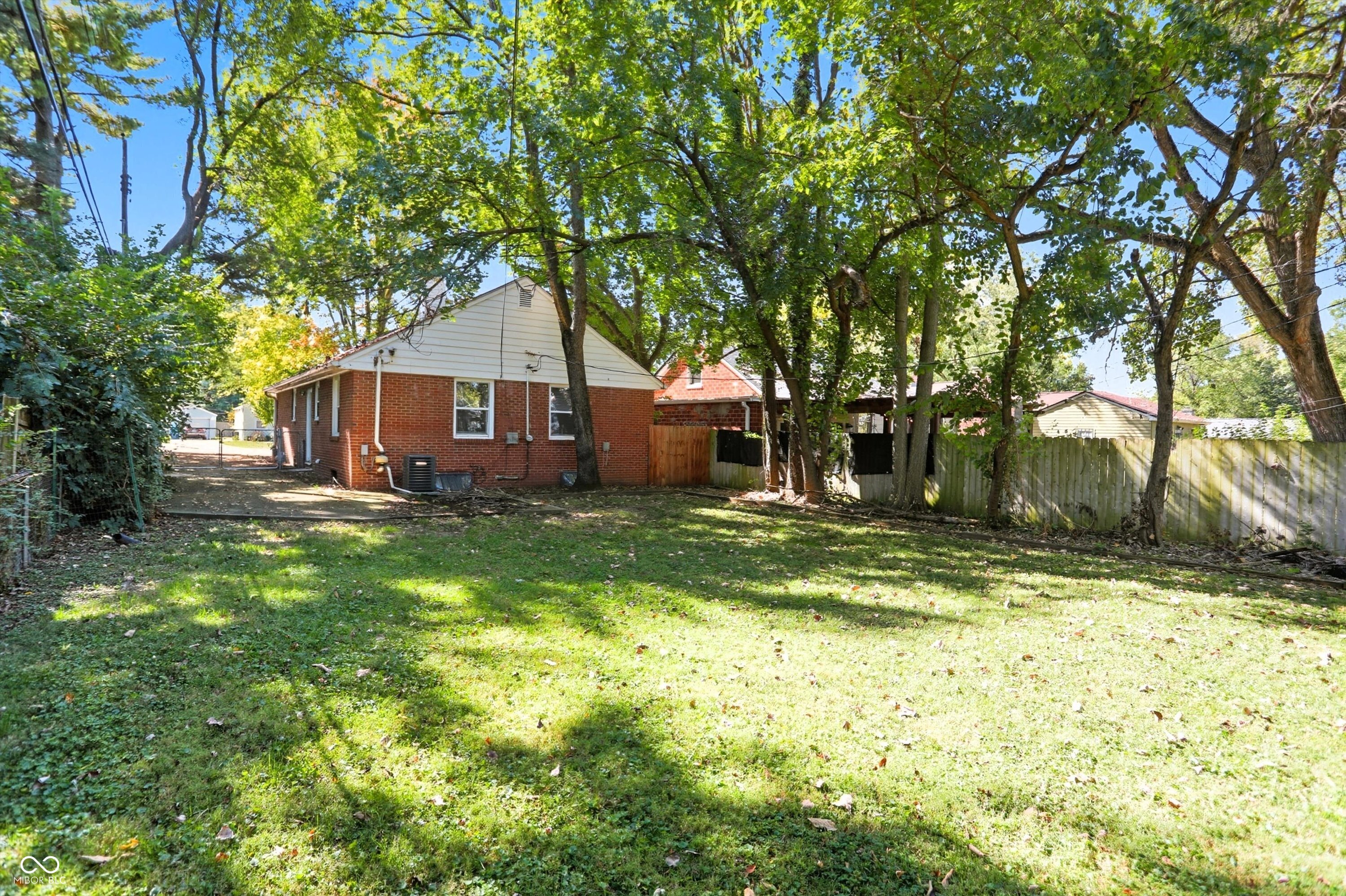 2314 E 58th Street