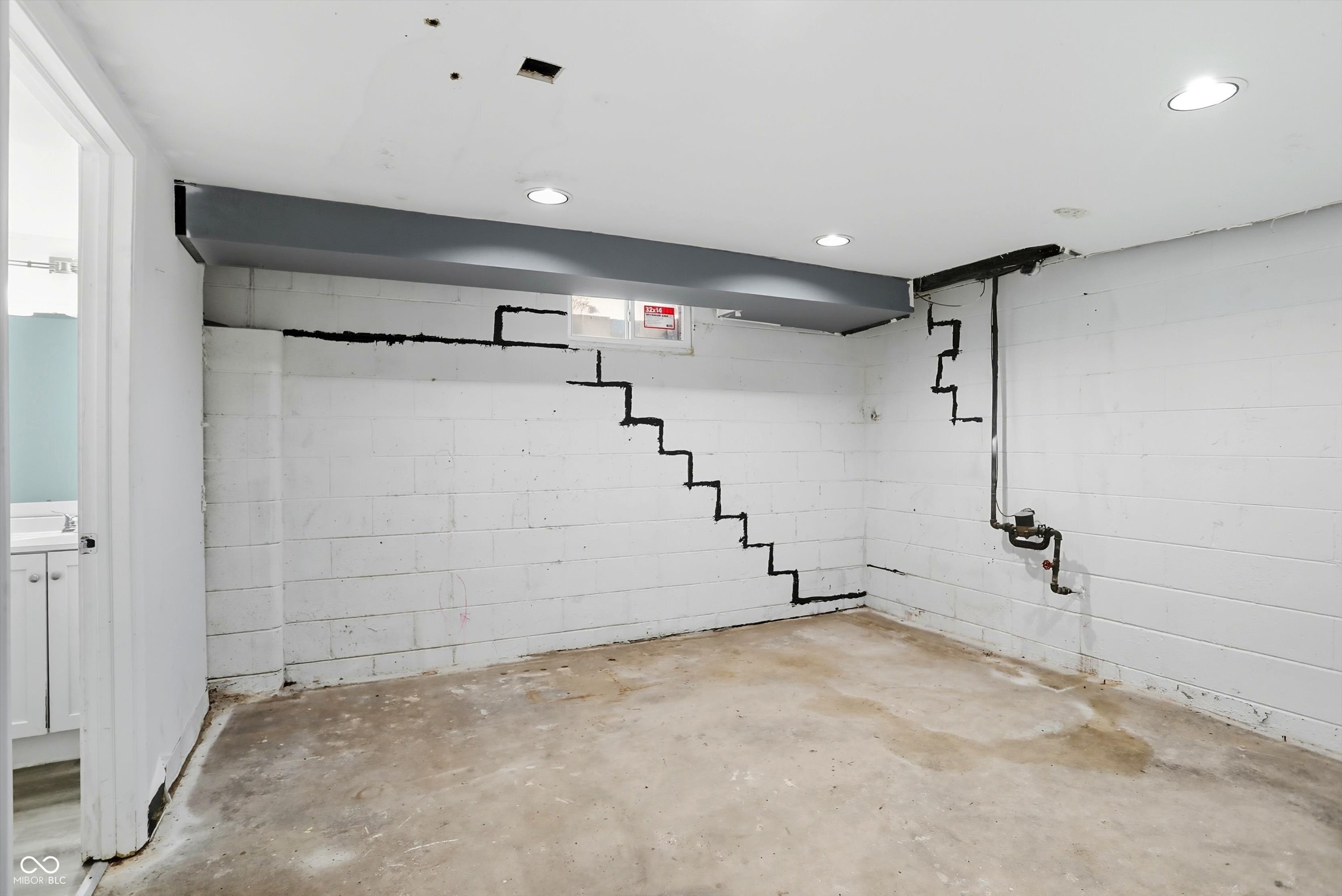 2314 E 58th Street