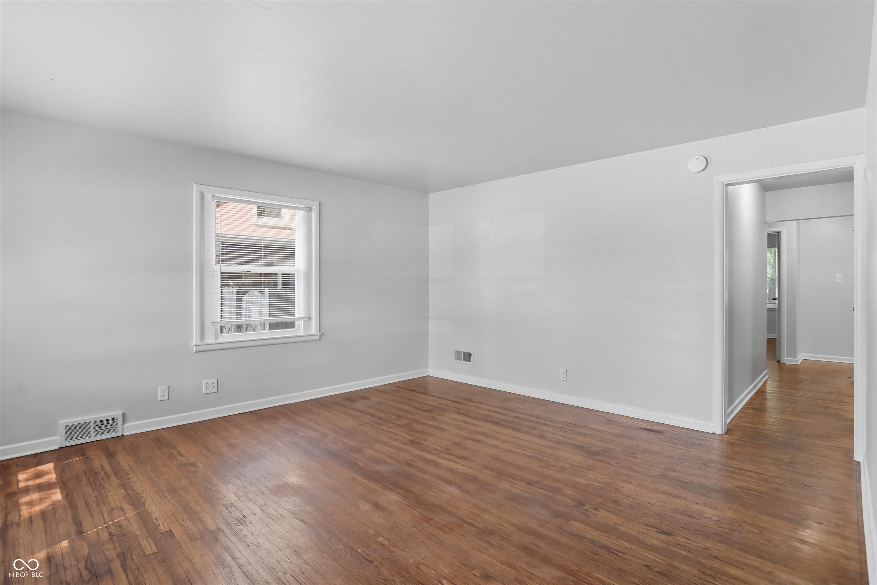 2314 E 58th Street