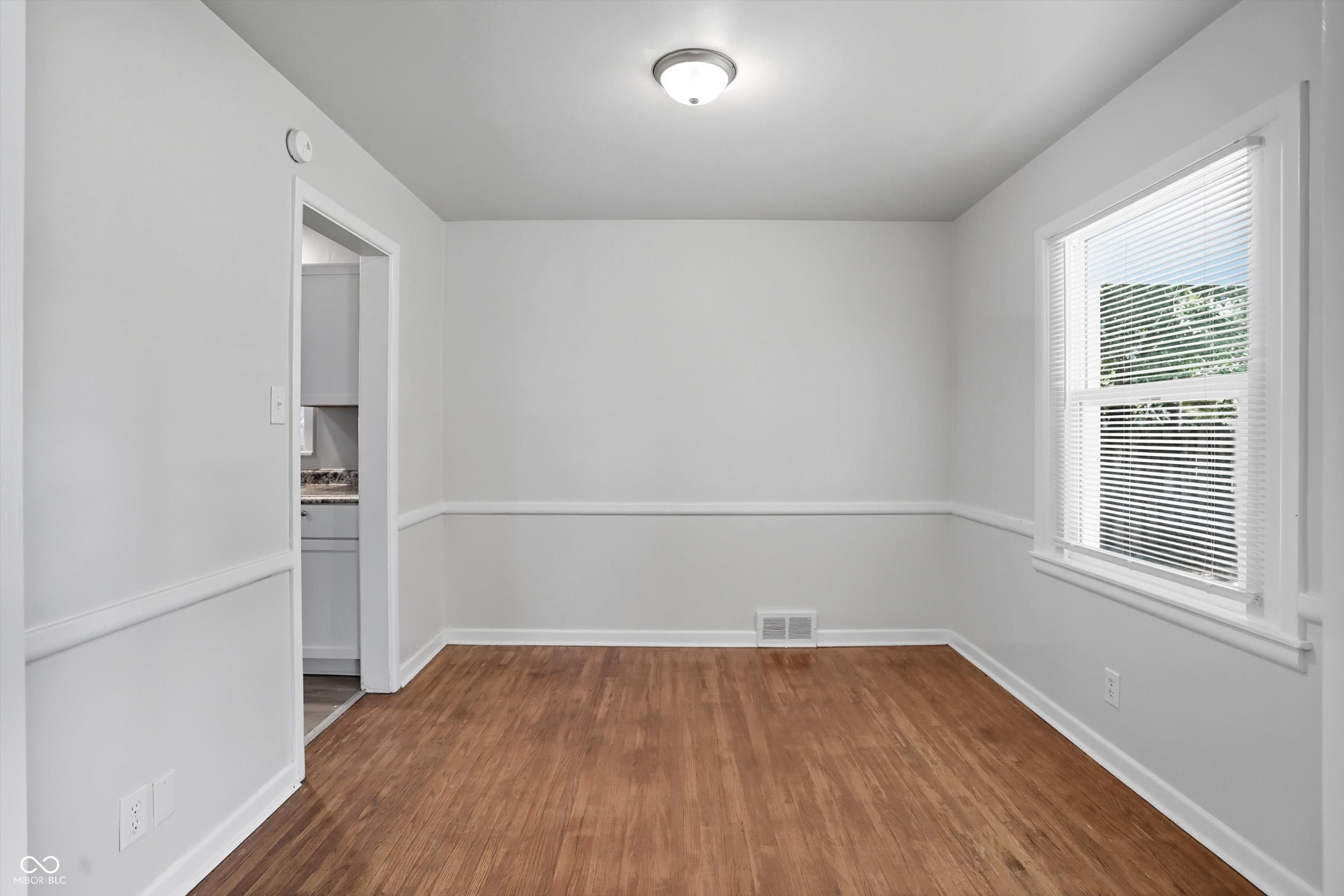 2314 E 58th Street