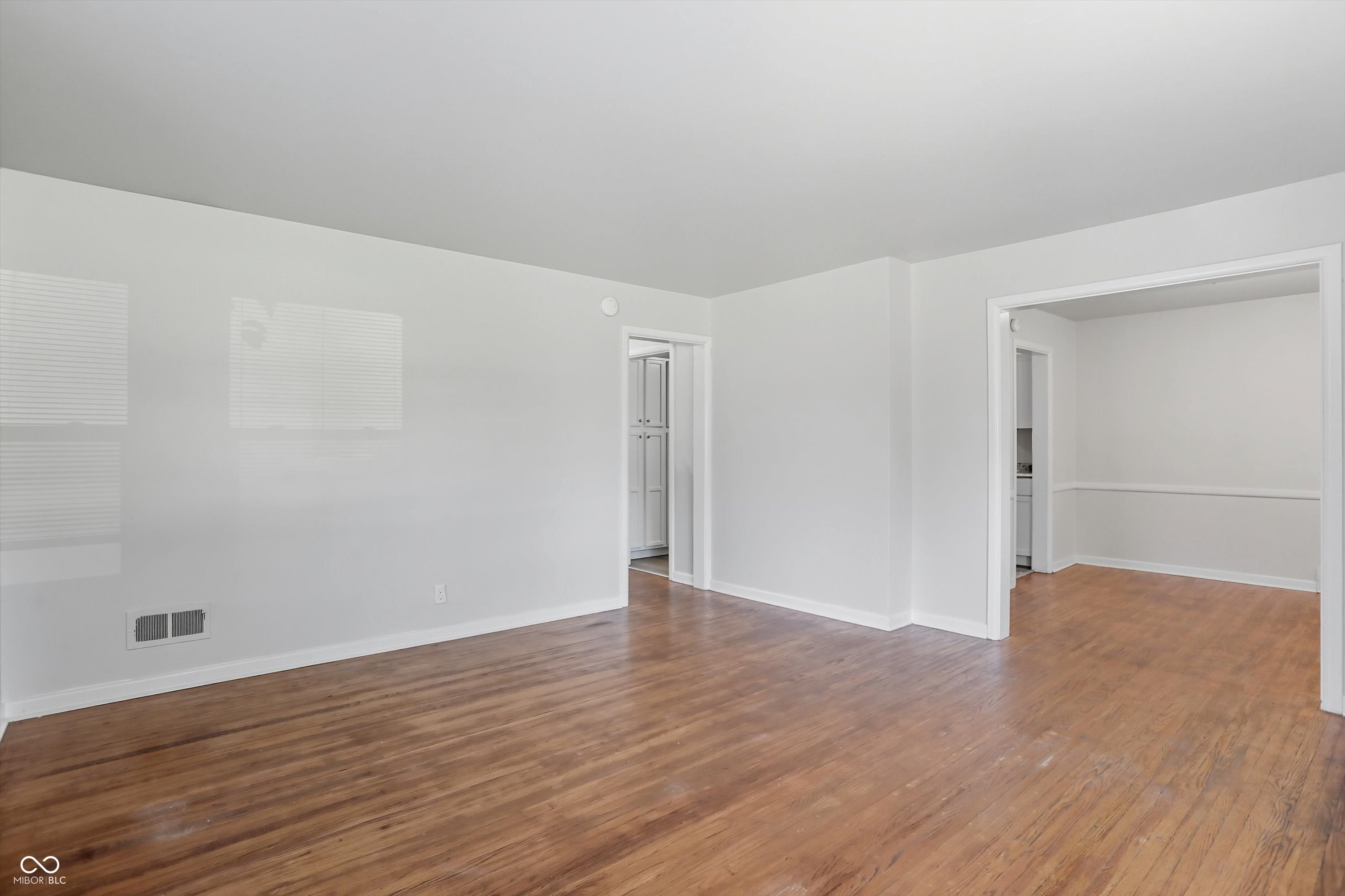 2314 E 58th Street