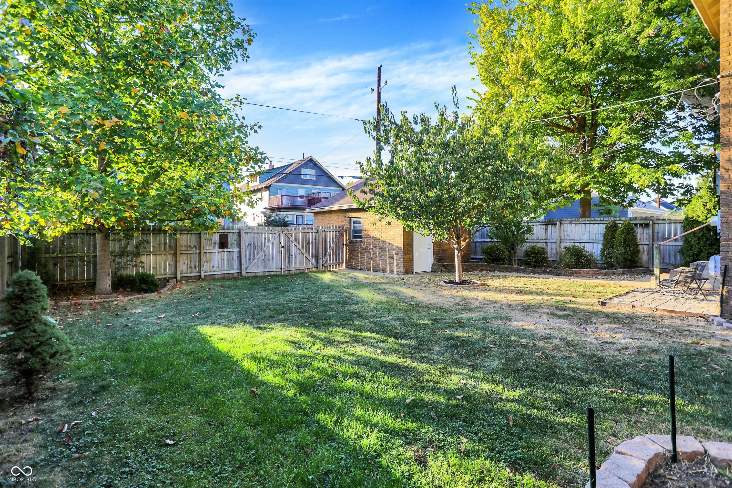 3240 Ruckle Street
