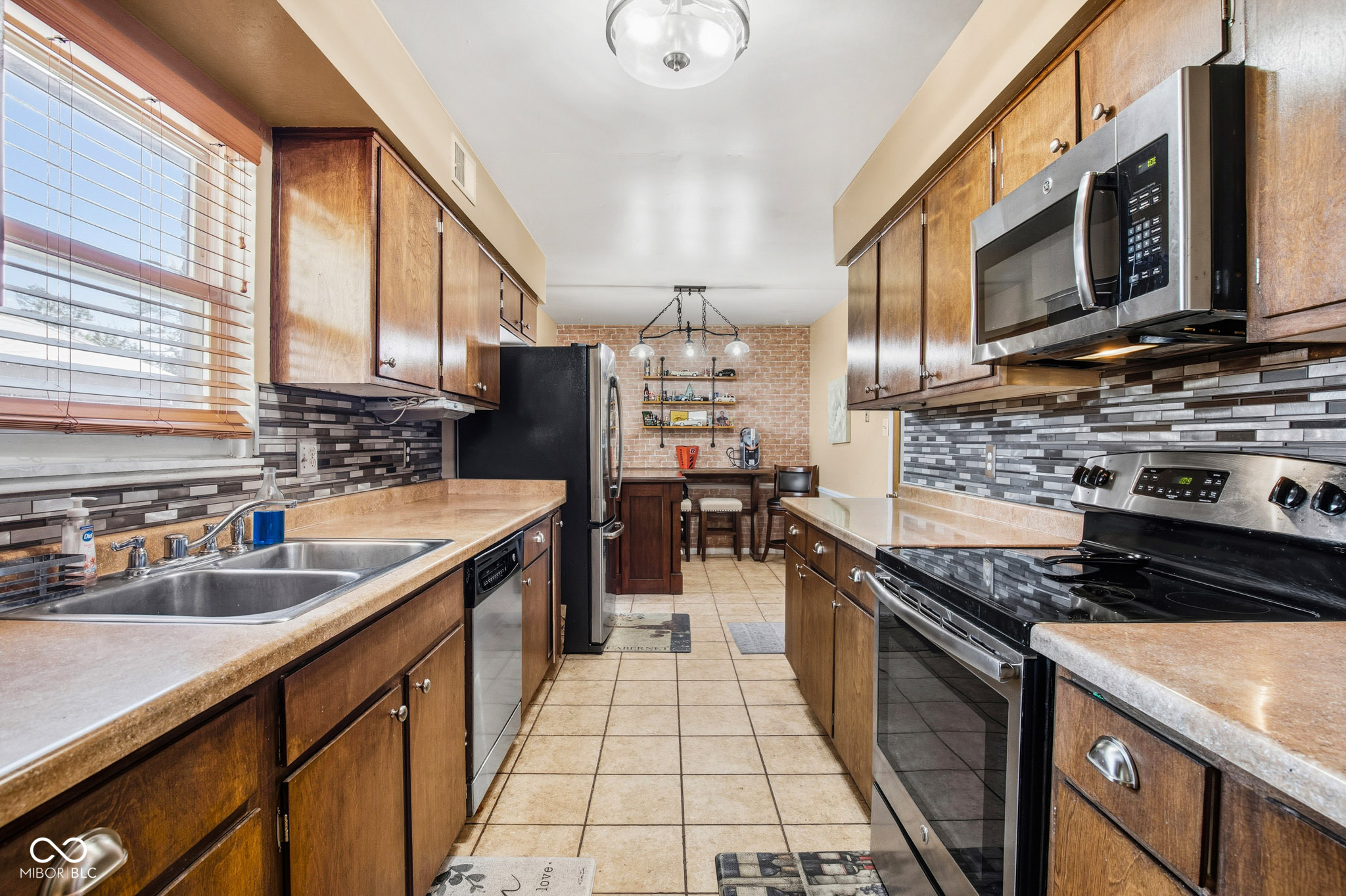 3159 Arbutus Drive