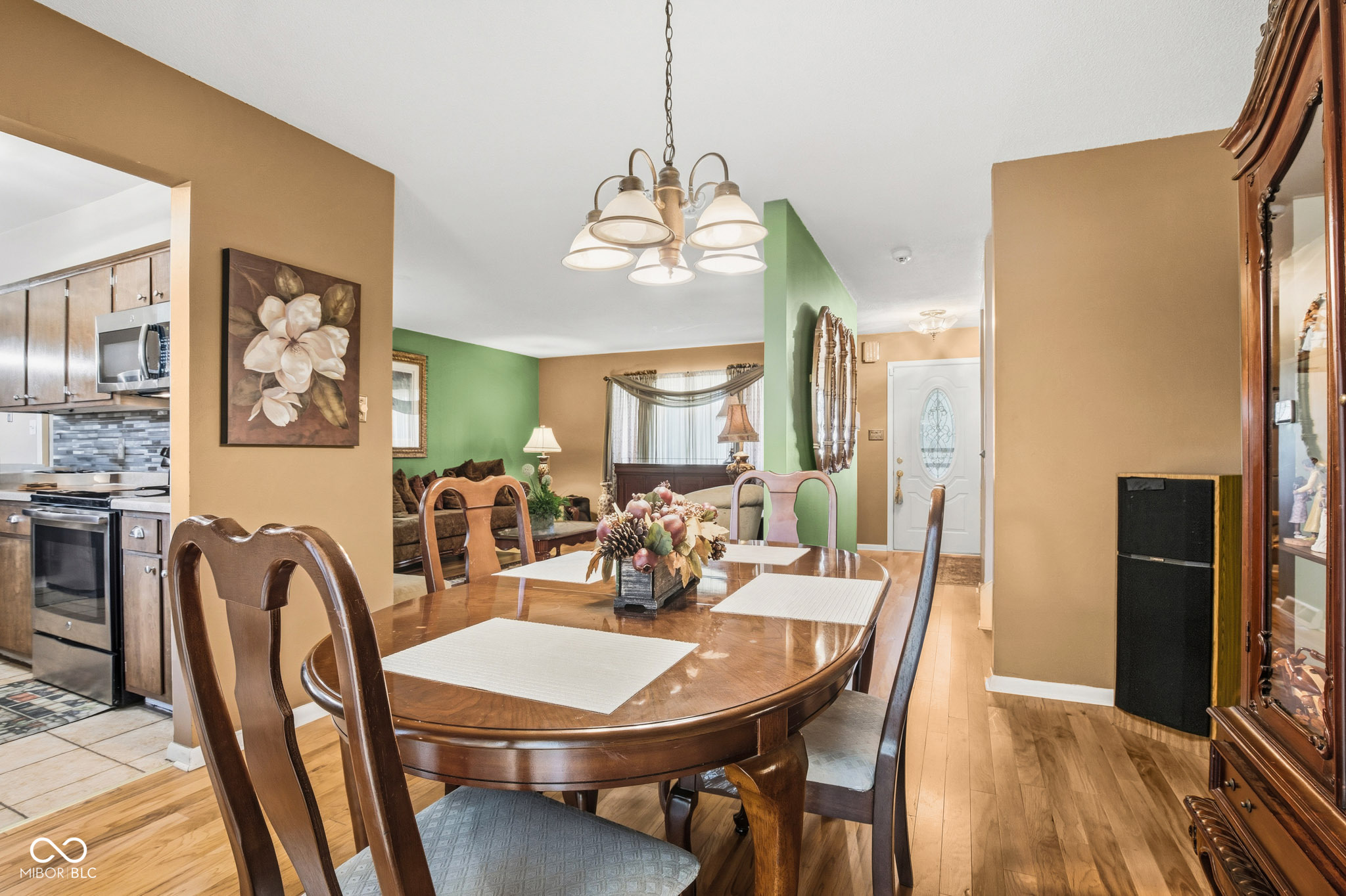 3159 Arbutus Drive