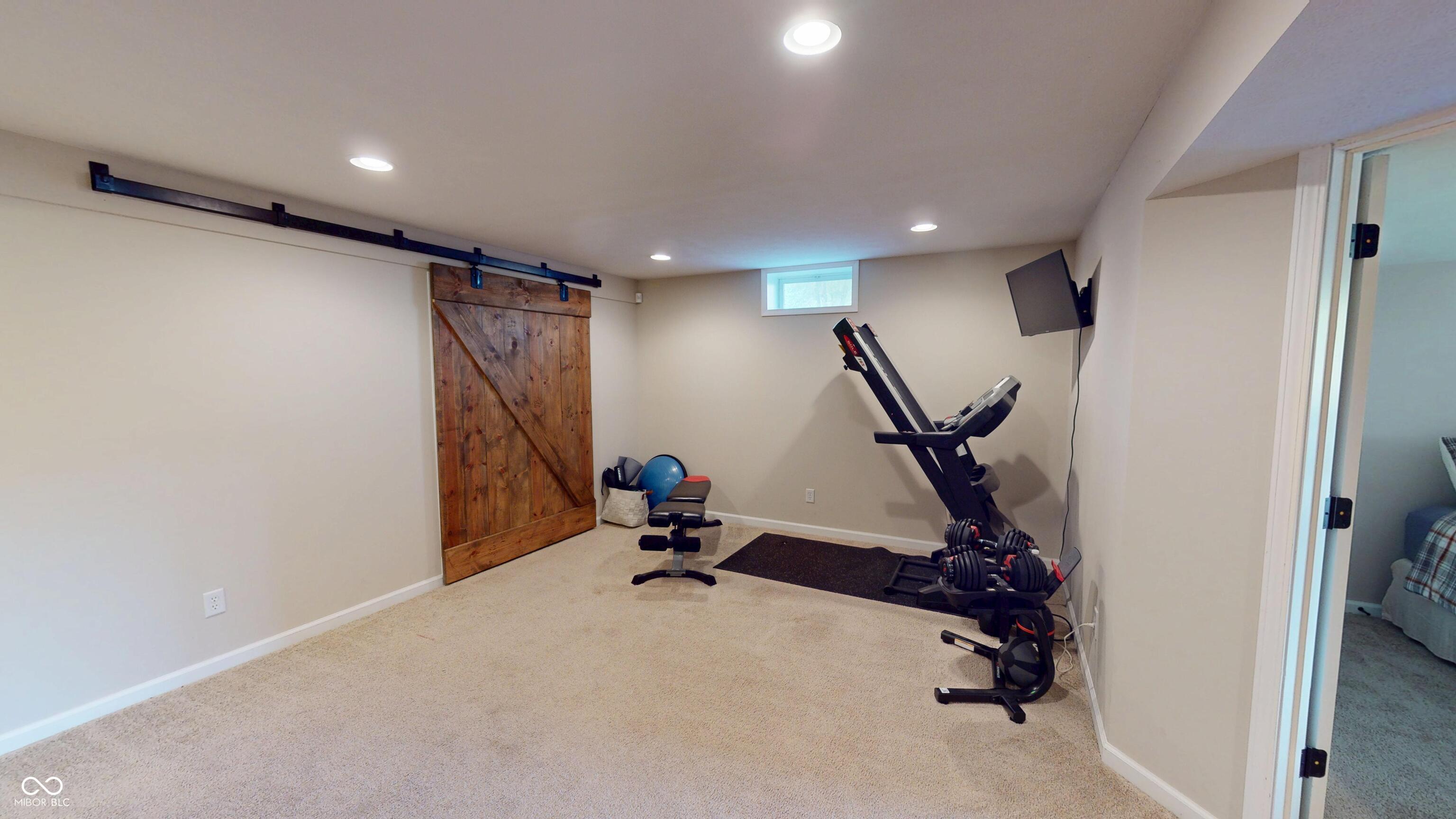 621 Featherstone Drive