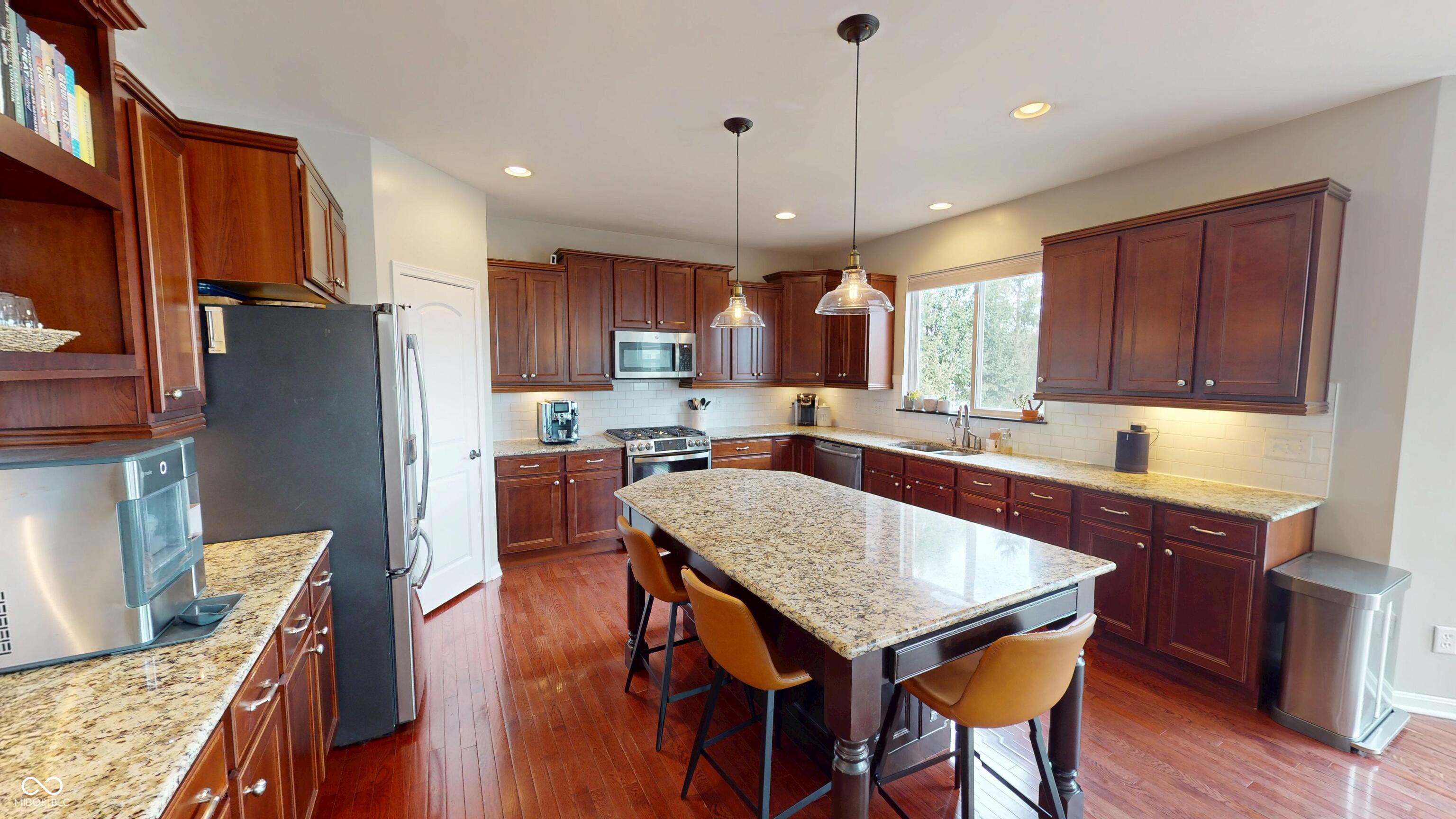 621 Featherstone Drive