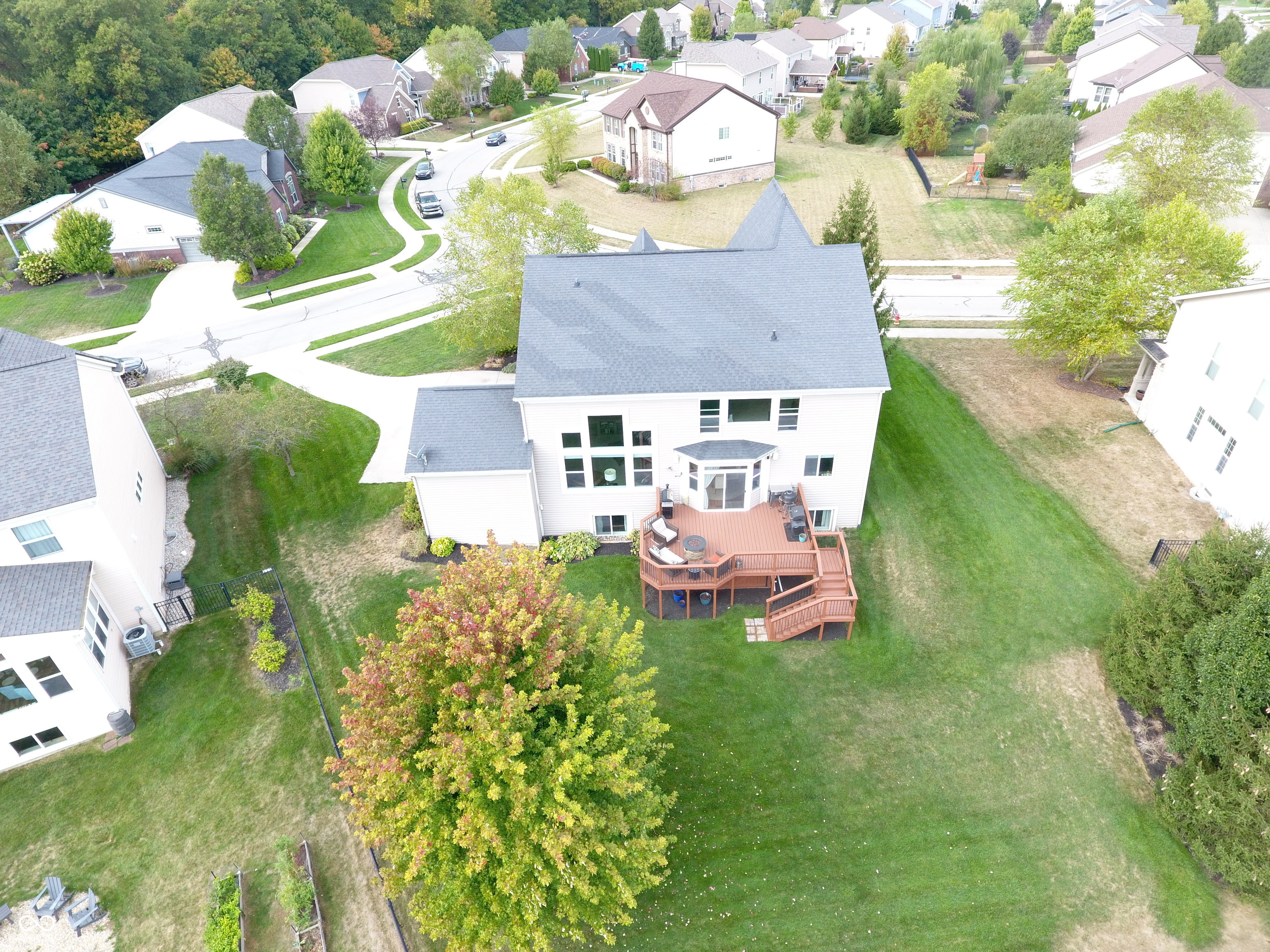621 Featherstone Drive