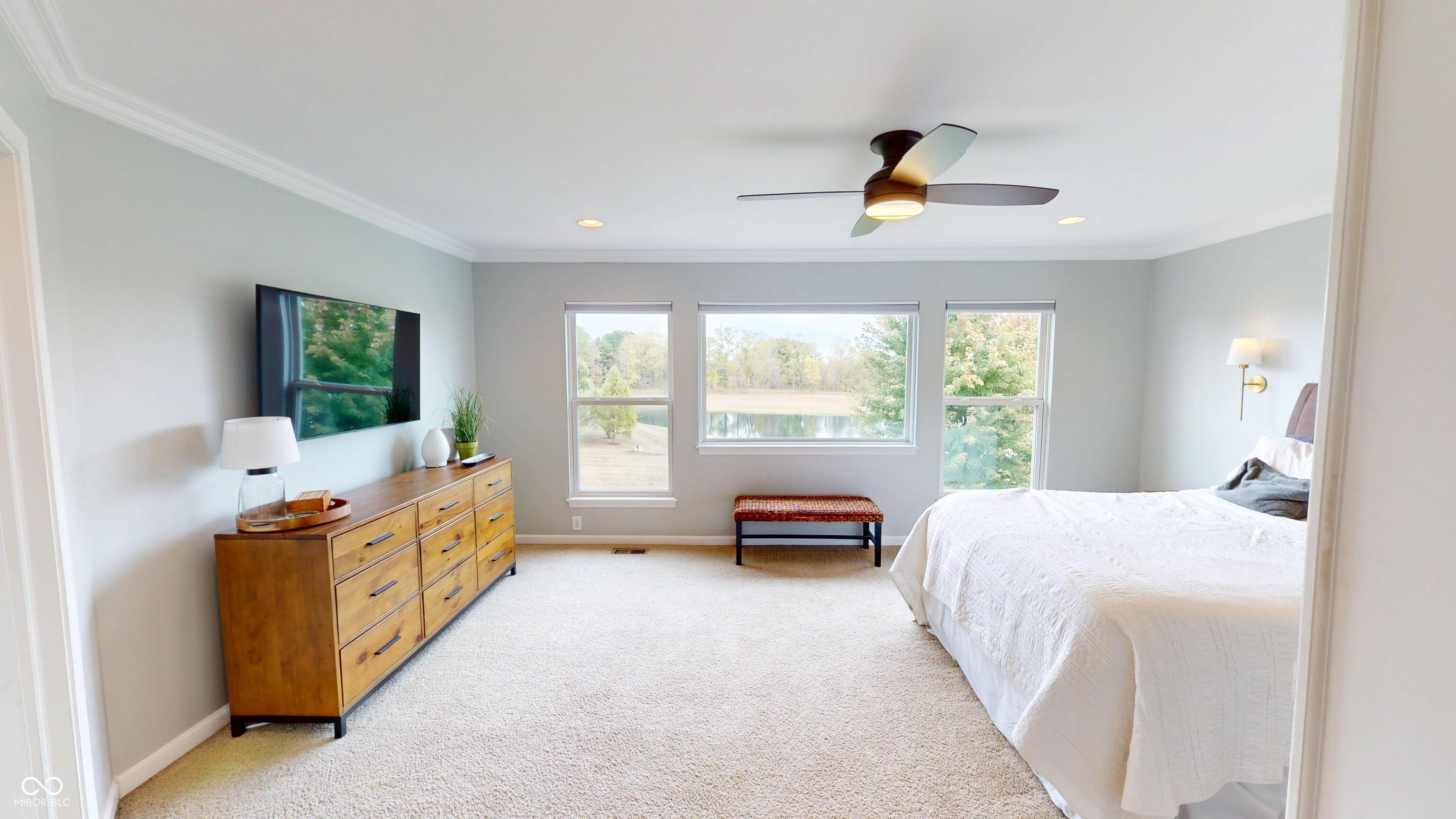 621 Featherstone Drive