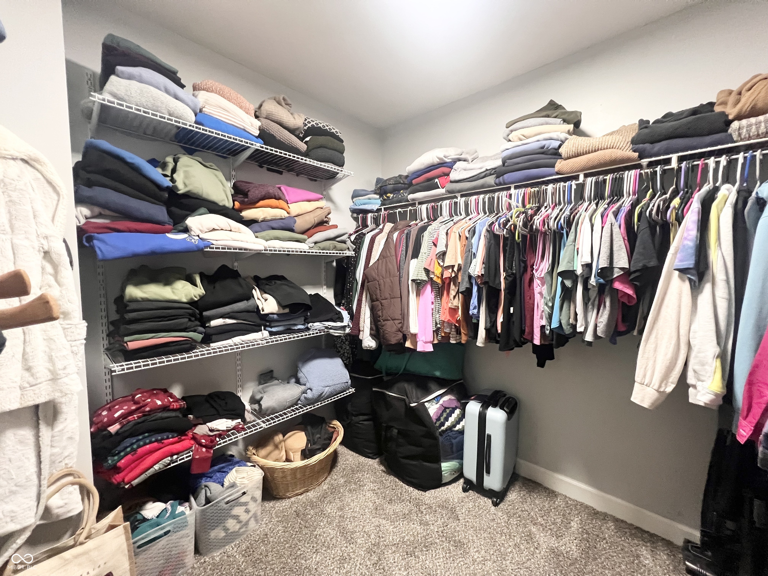 1015 Pebble Court