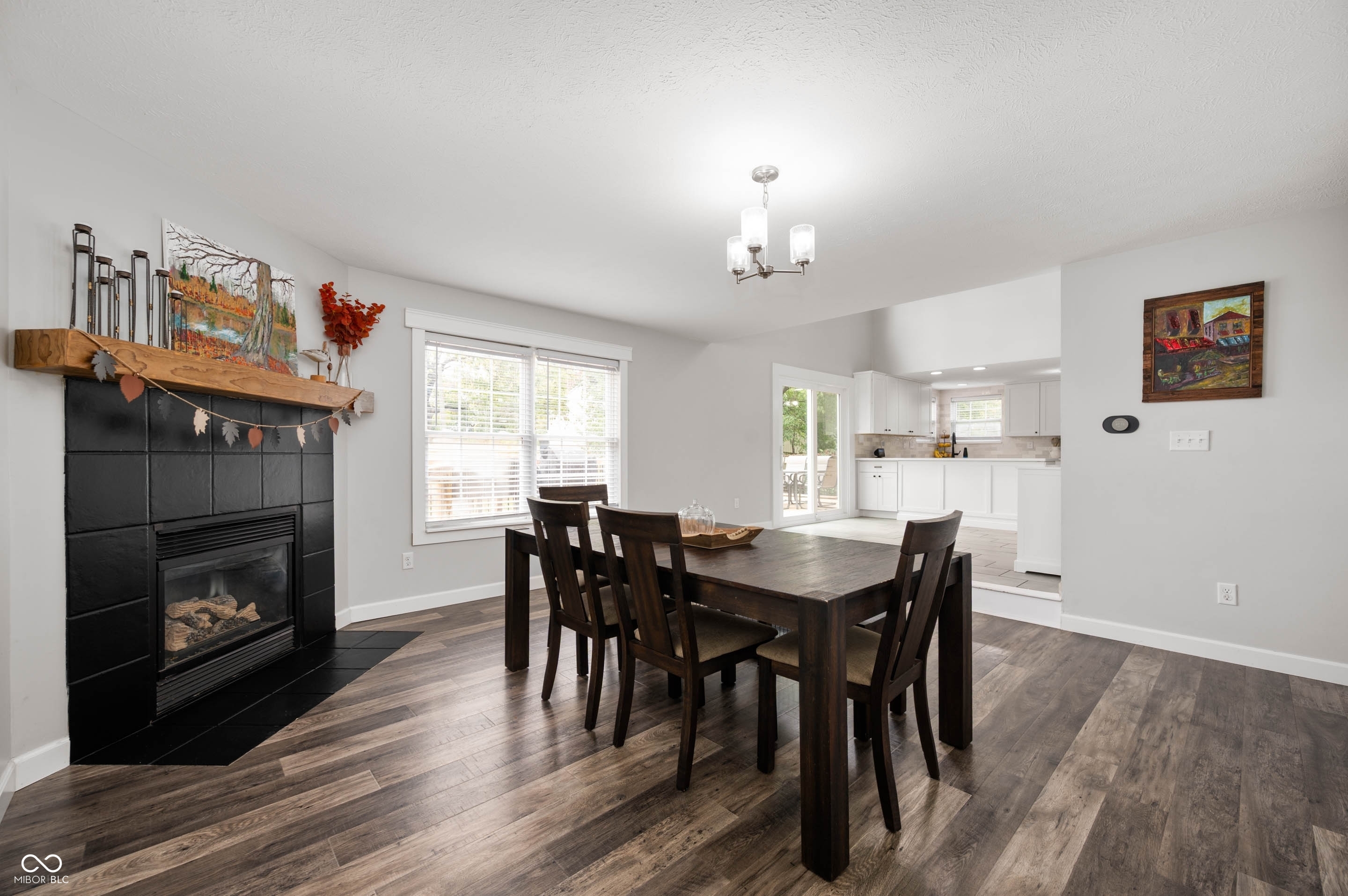 1015 Pebble Court