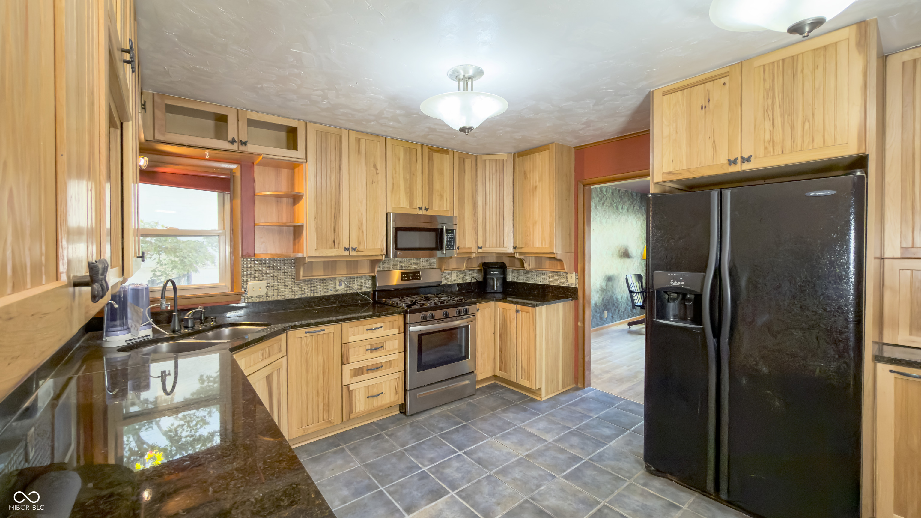606 E 66th Street