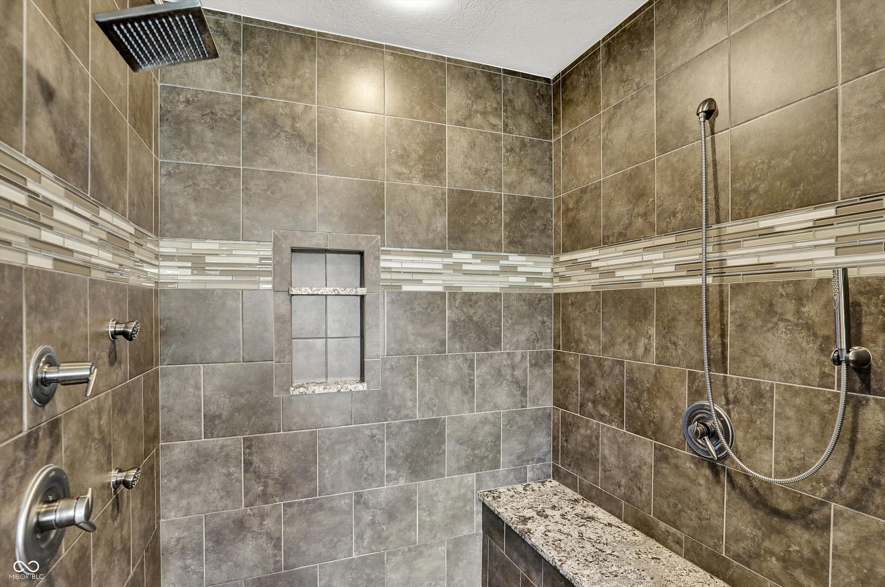14395 Brooks Edge Lane