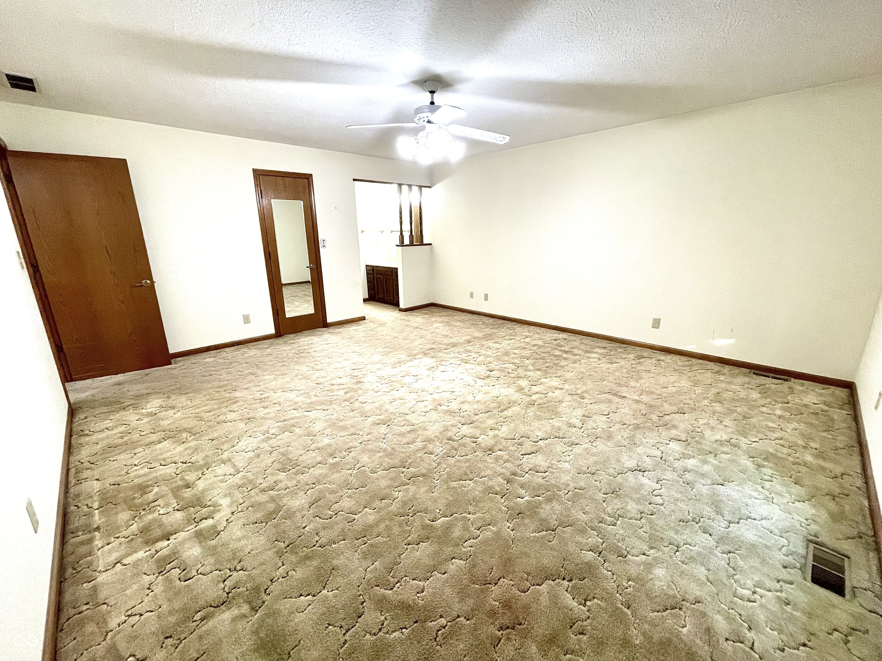 1016 Cedar Glen North Drive