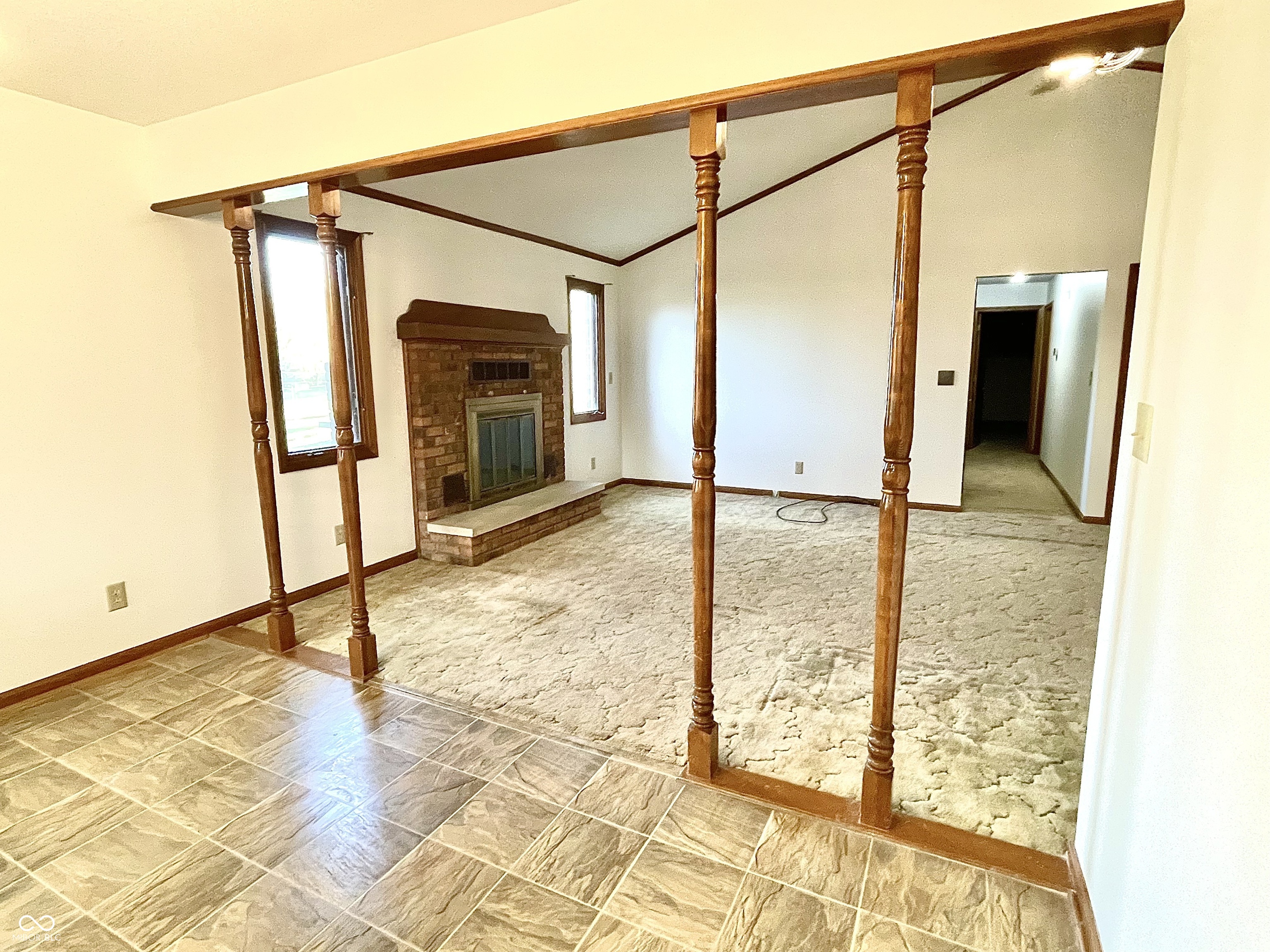 1016 Cedar Glen North Drive