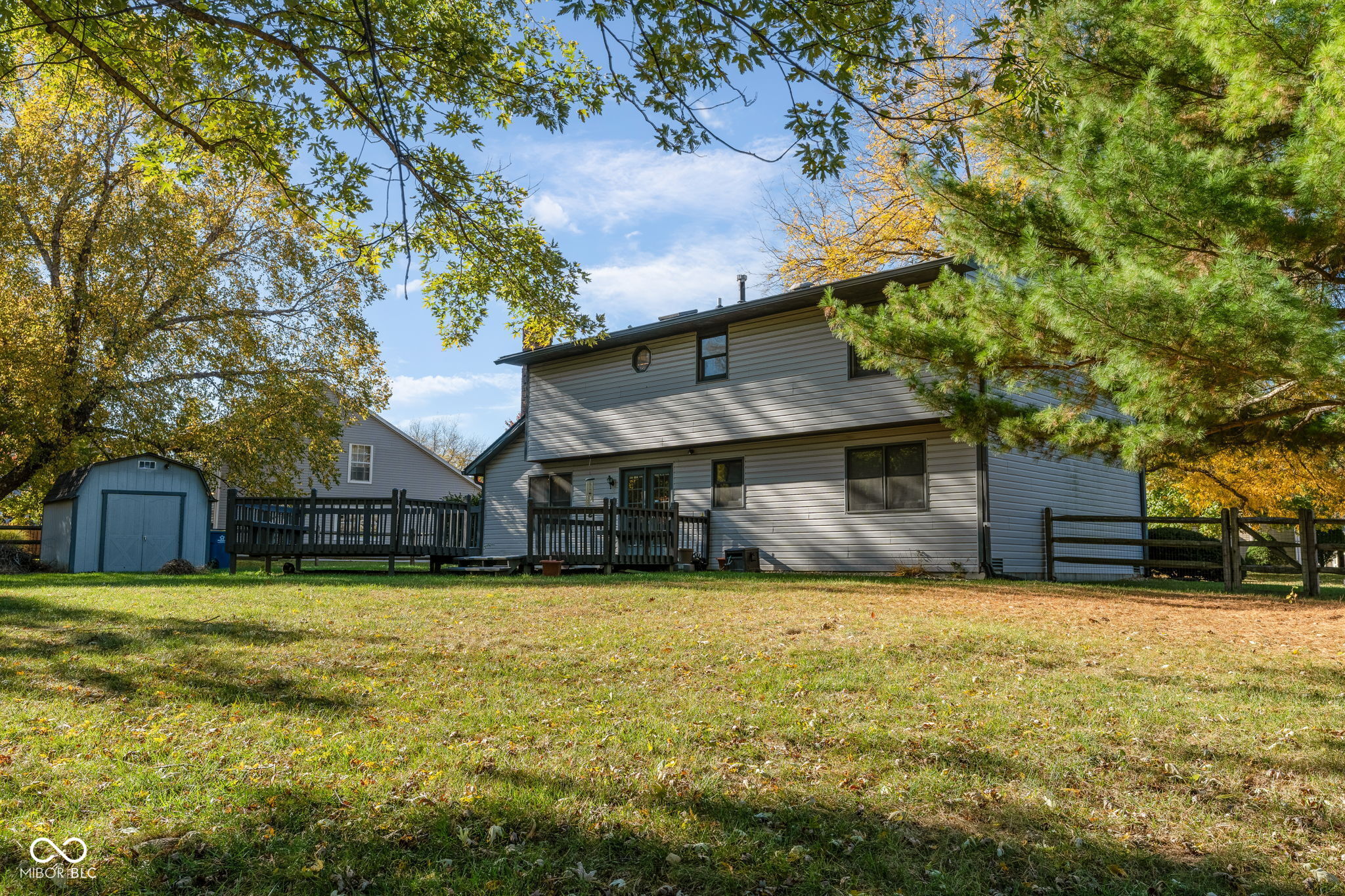 7694 Prairieview Drive