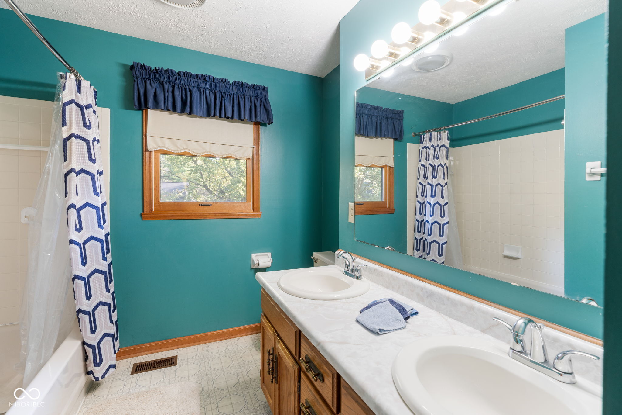 7694 Prairieview Drive