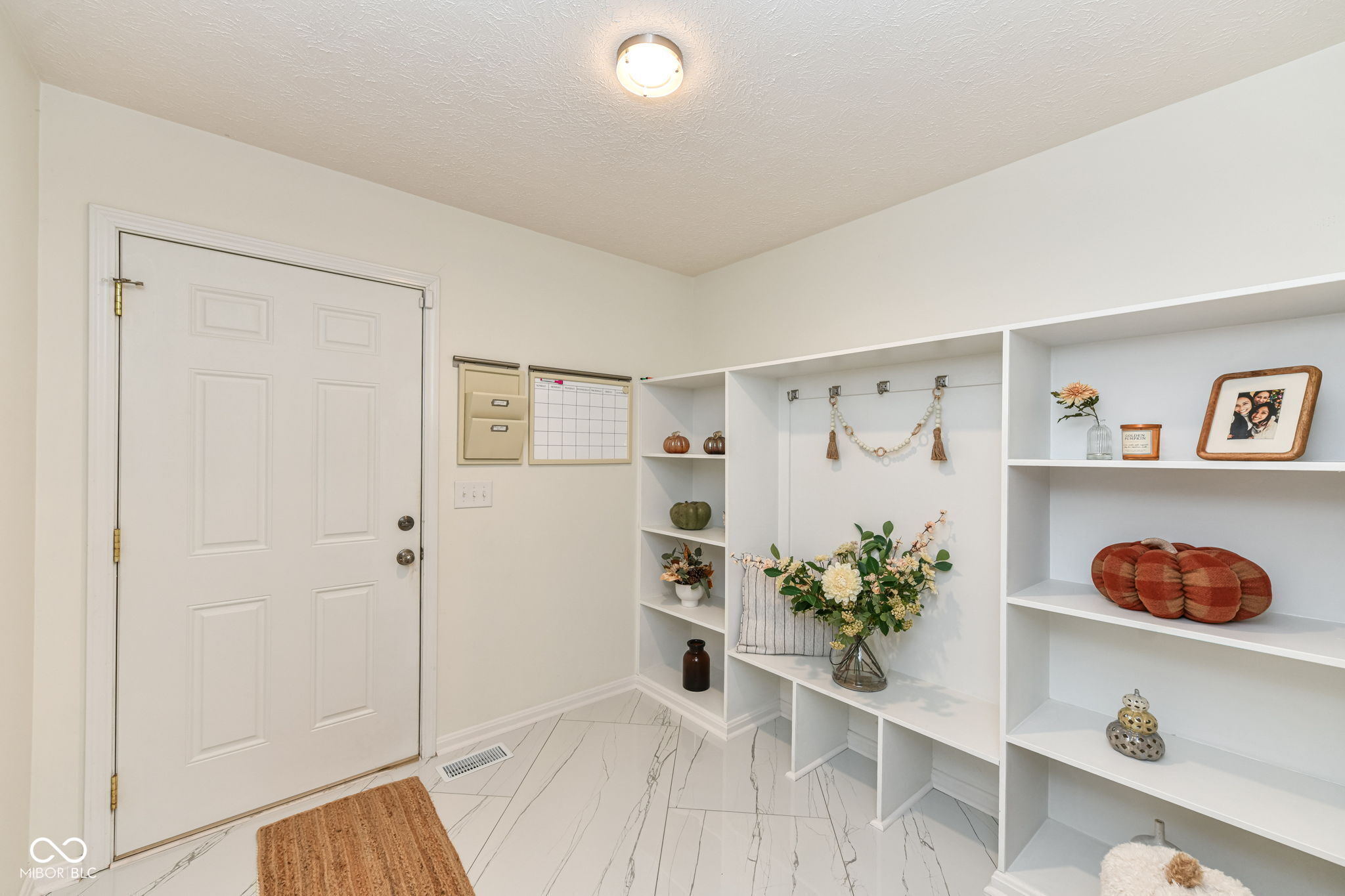 8585 N County Road 925 E
