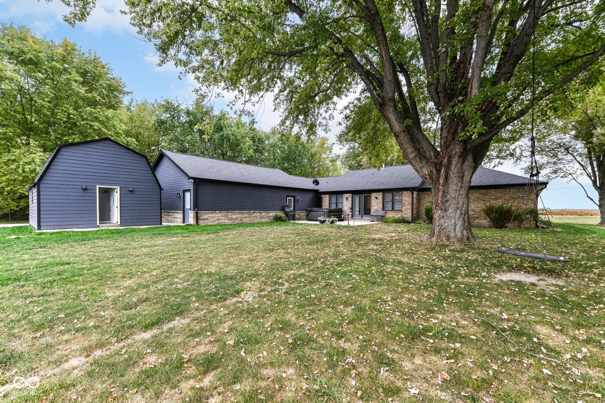 8585 N County Road 925 E