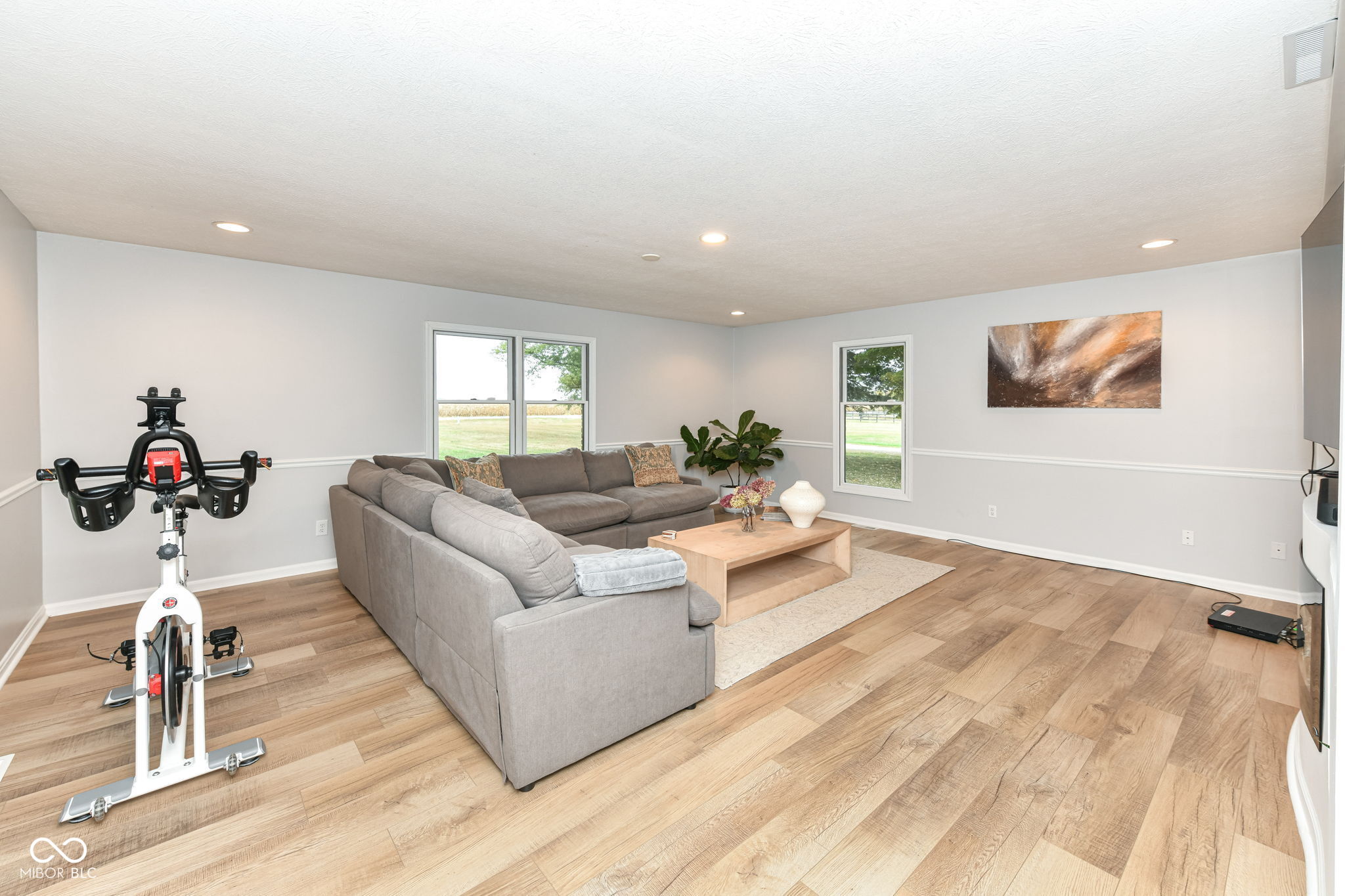 8585 N County Road 925 E