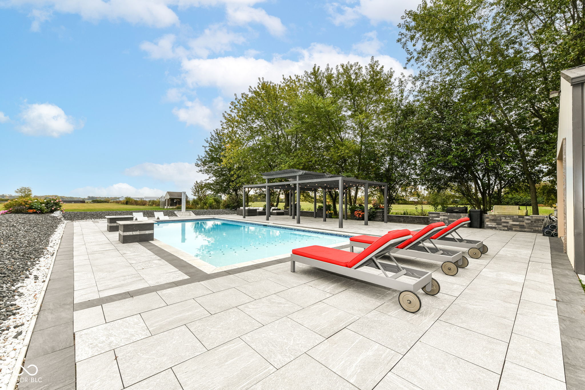 8585 N County Road 925 E
