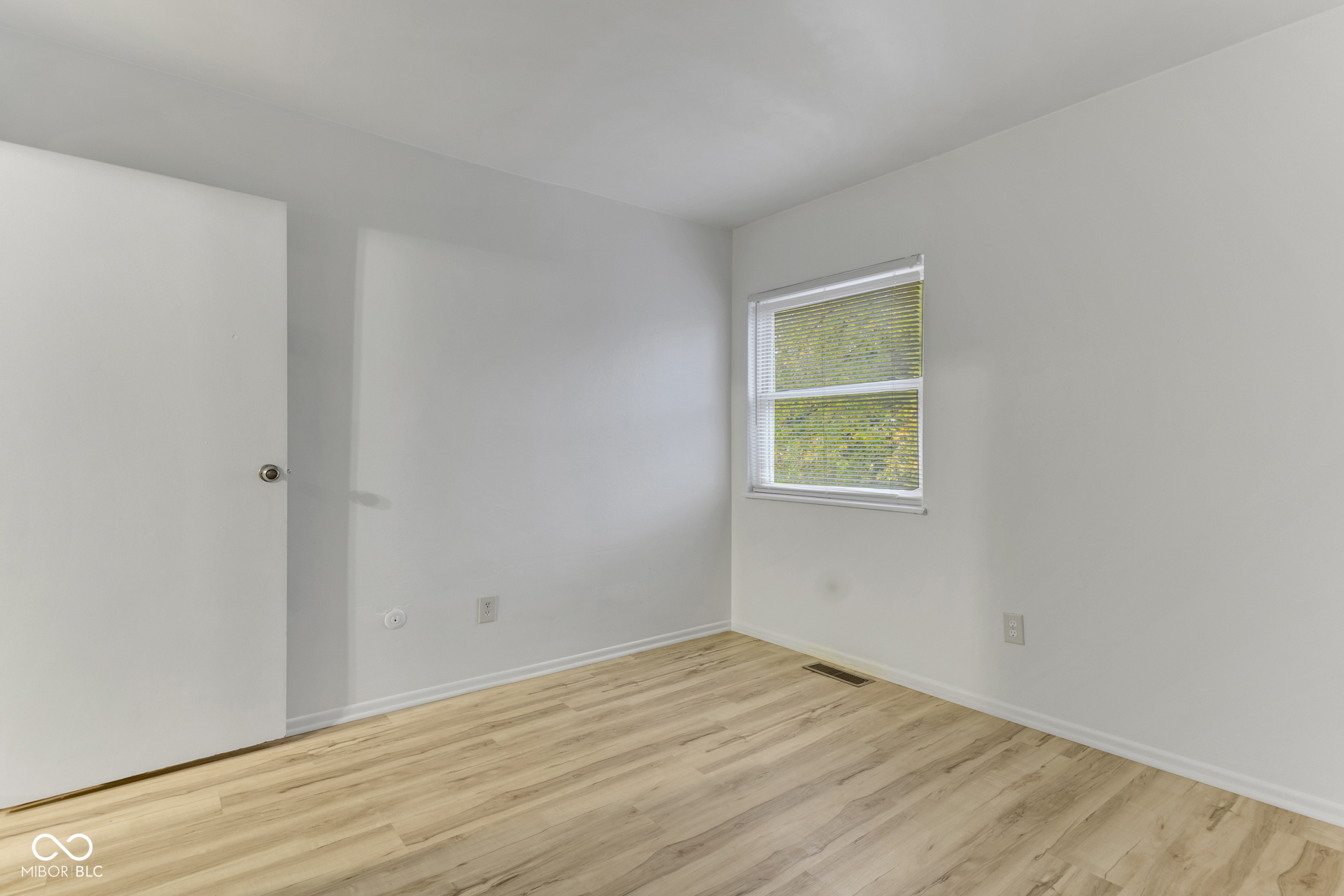 3728 Tudor Park Drive