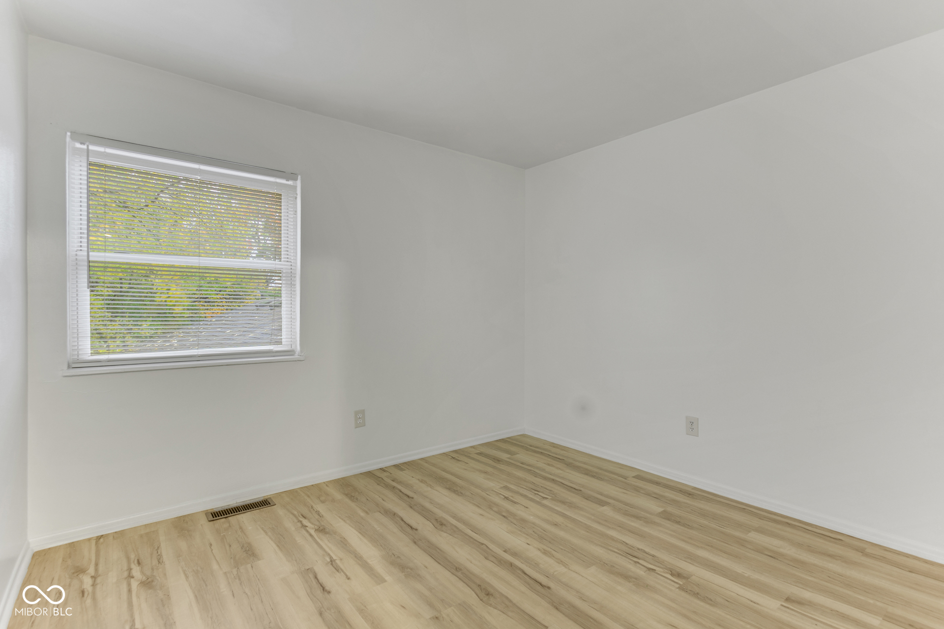 3728 Tudor Park Drive