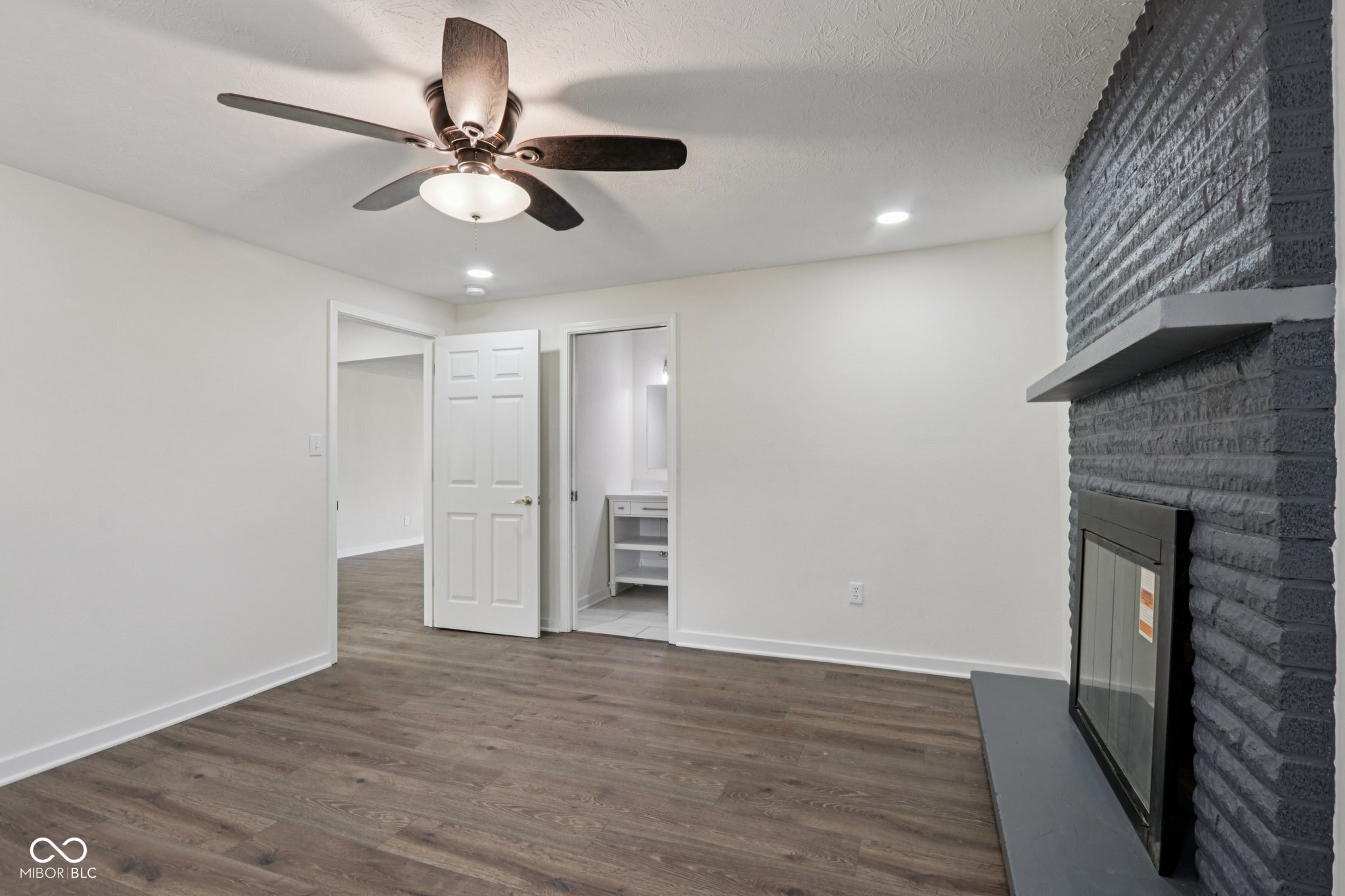 4127 Greenfield Drive
