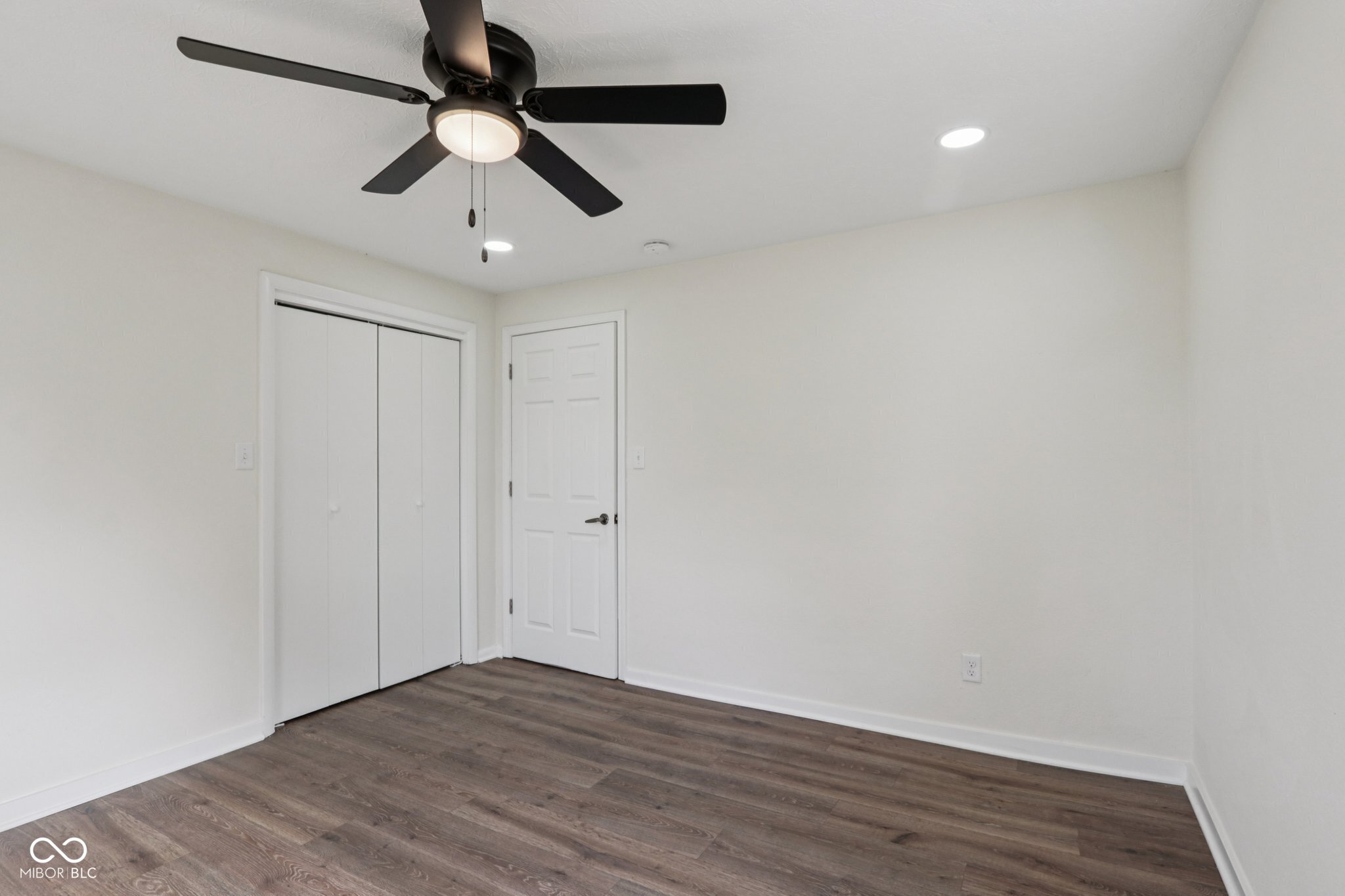 4127 Greenfield Drive