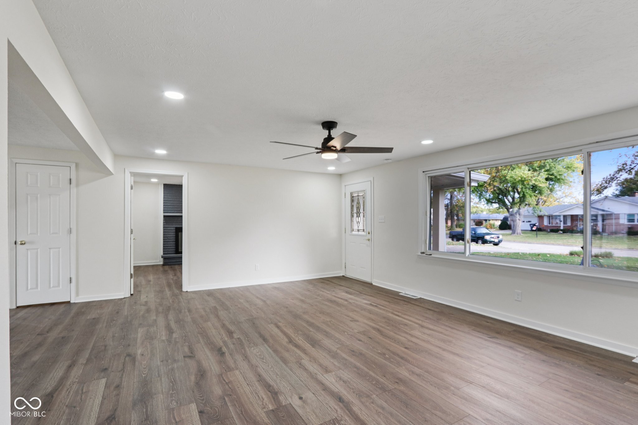4127 Greenfield Drive
