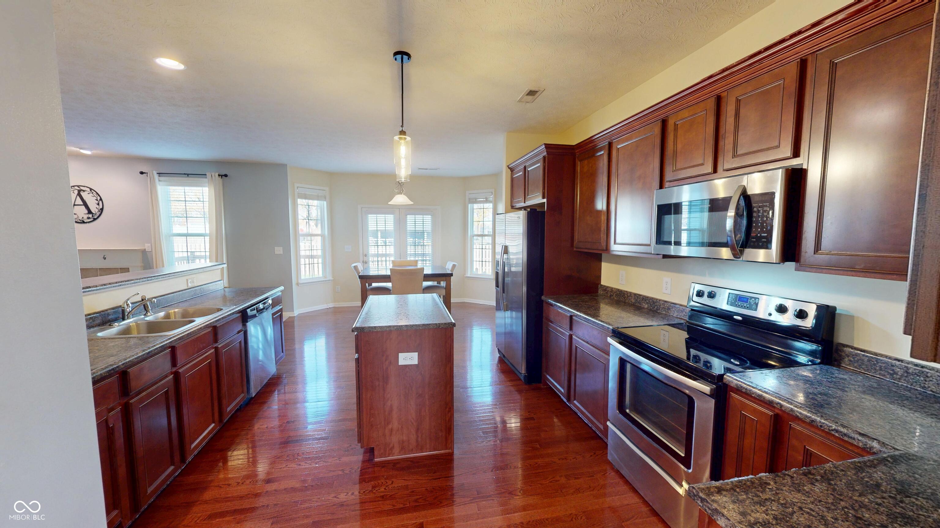 6110 Golden Eagle Drive
