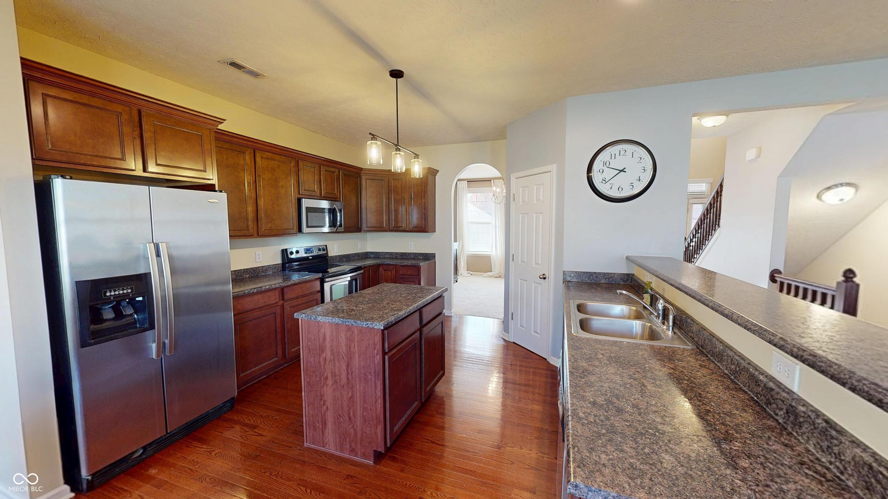 6110 Golden Eagle Drive