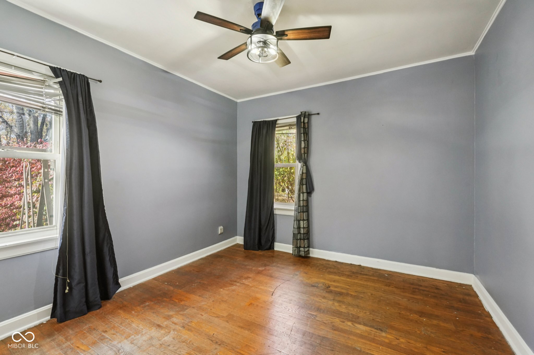 2855 W 76th Street