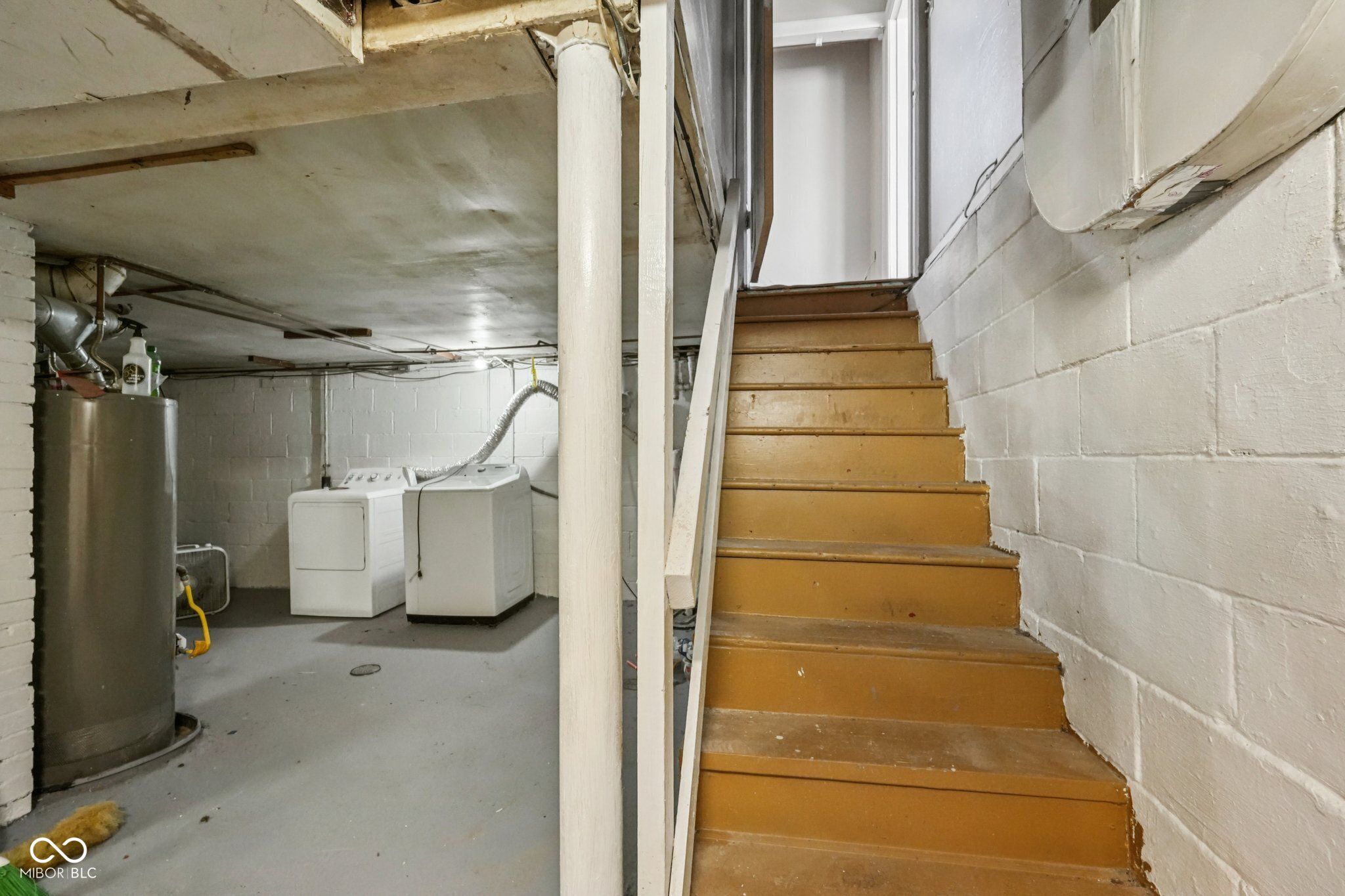2855 W 76th Street