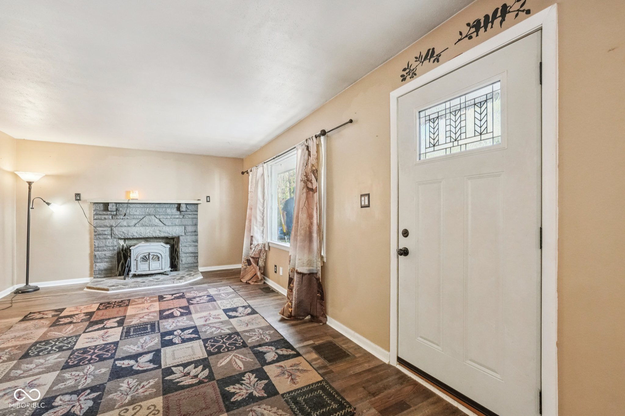 2855 W 76th Street