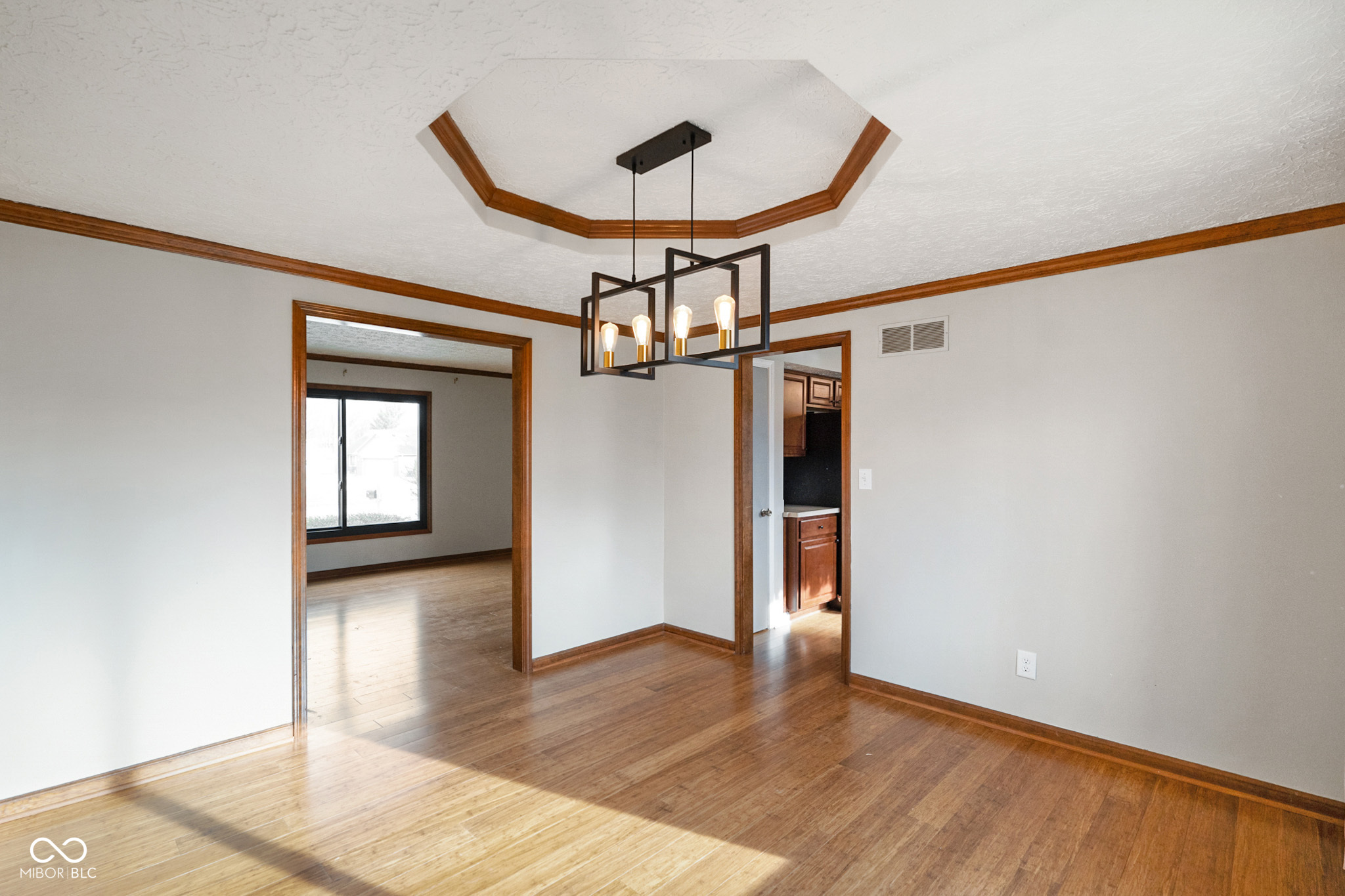 233 Boulder Court