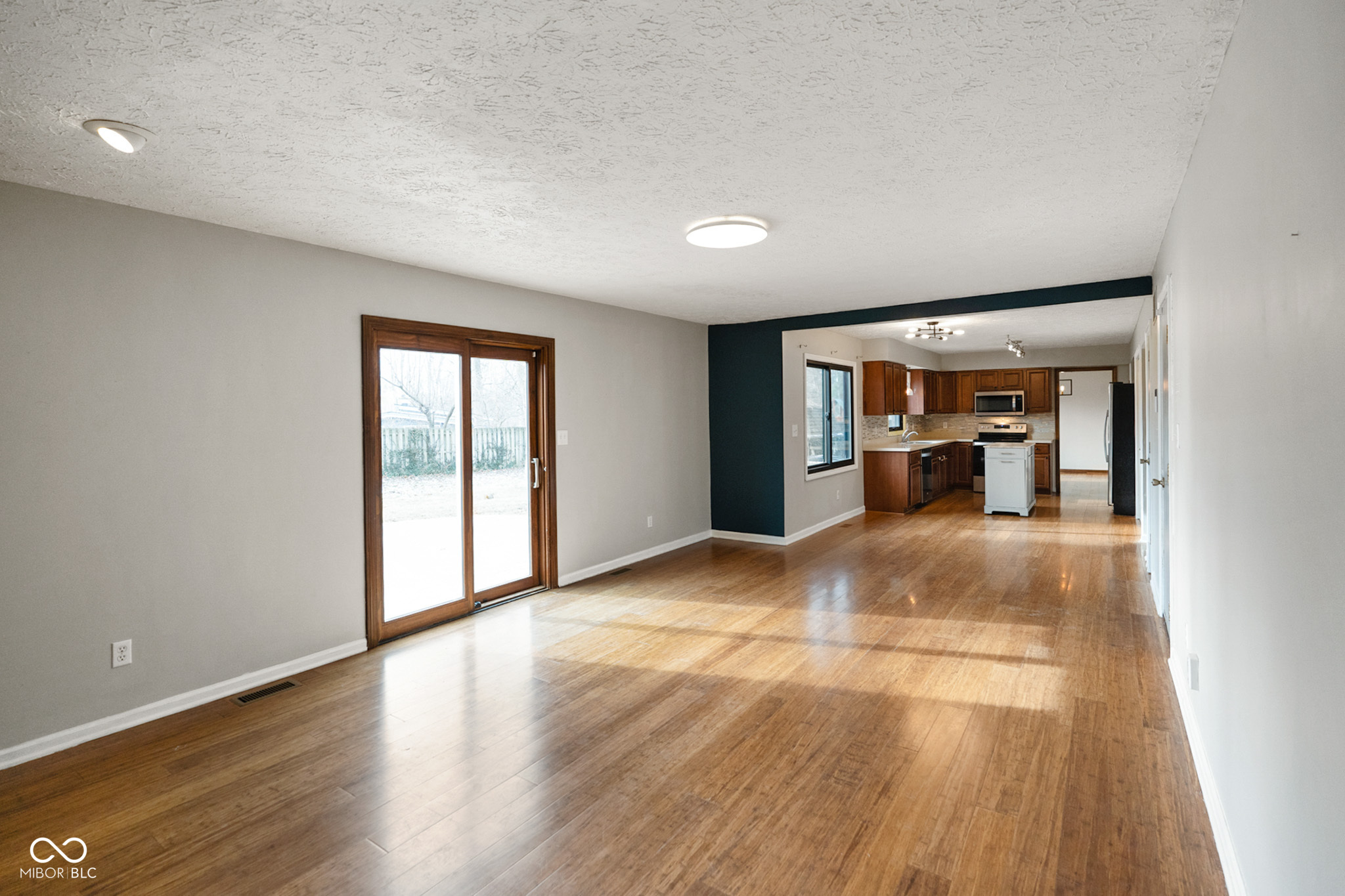 233 Boulder Court