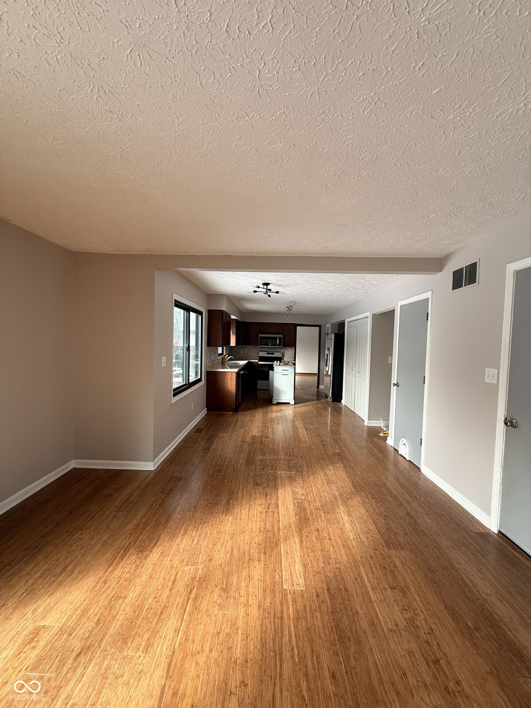 233 Boulder Court