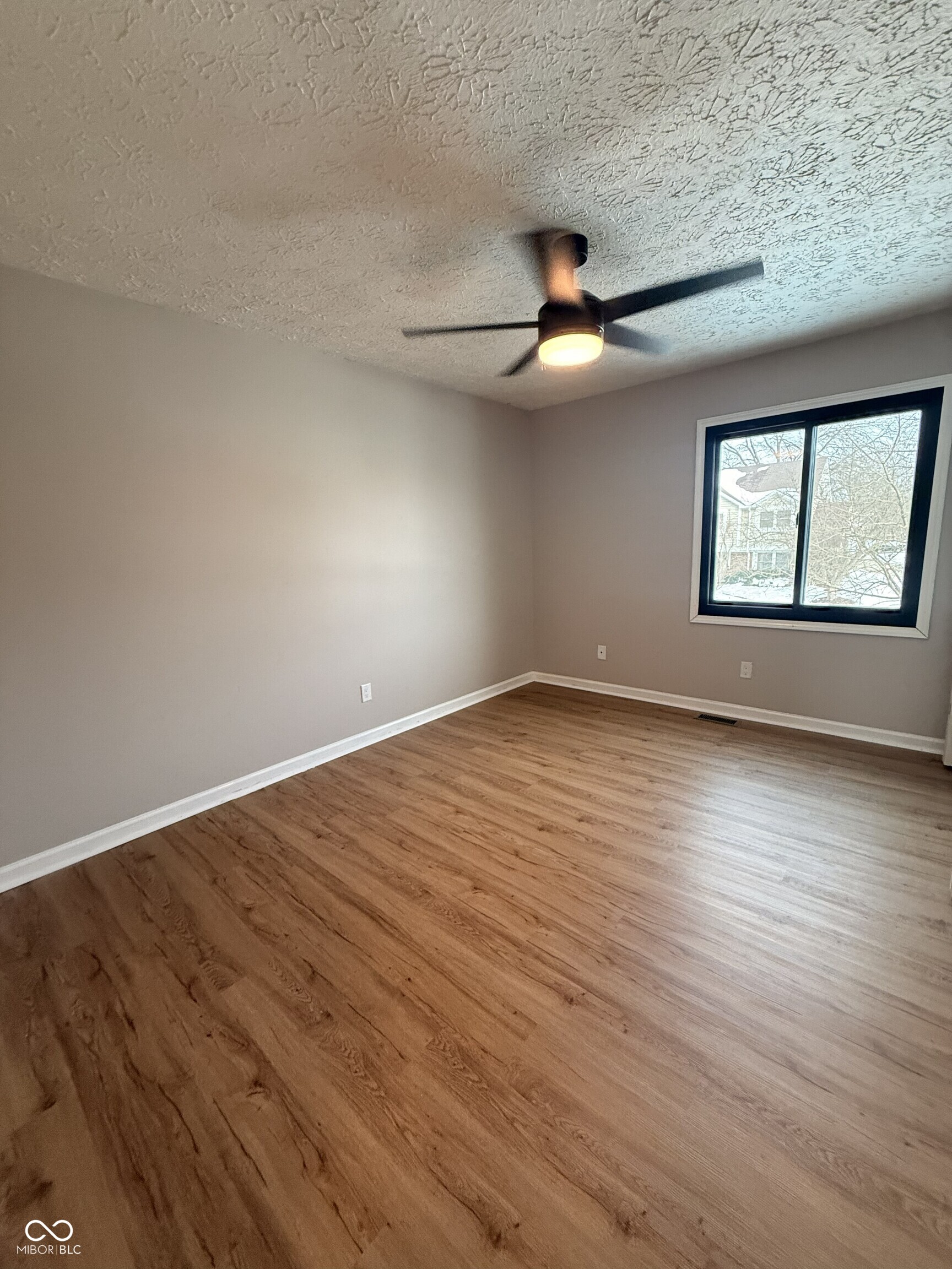 233 Boulder Court