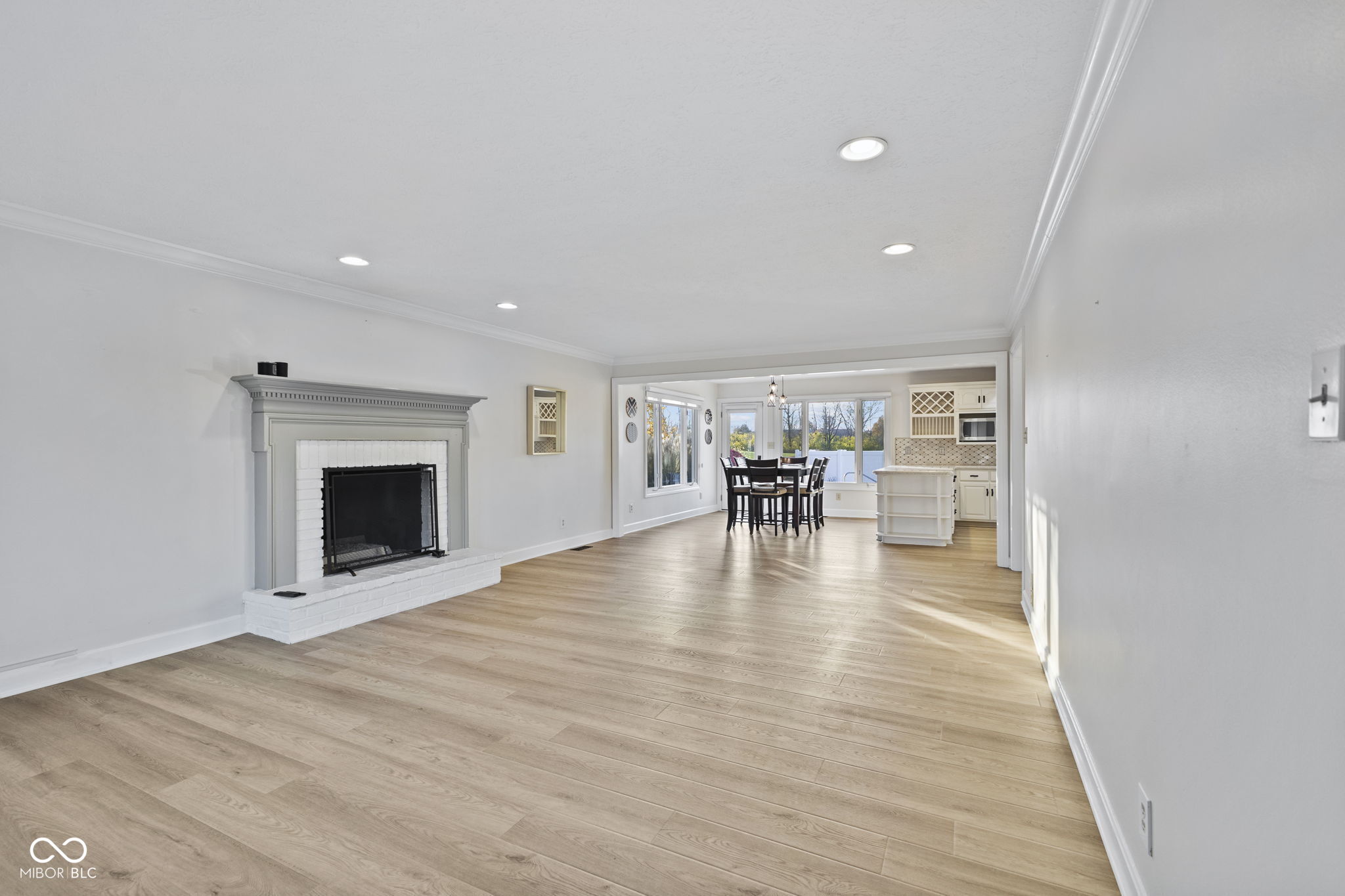 2430 Woodsway Drive