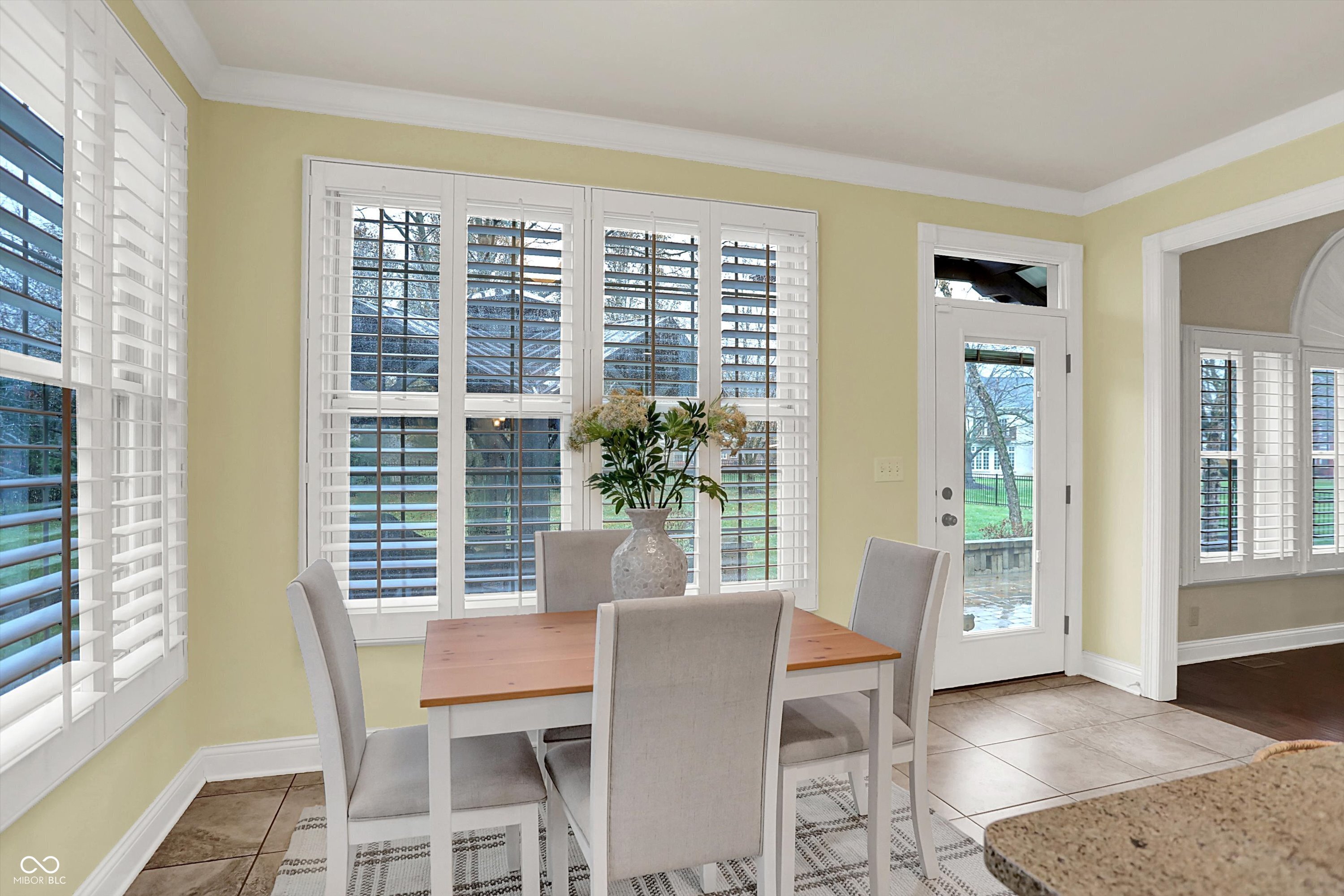 9325 Timberline Drive
