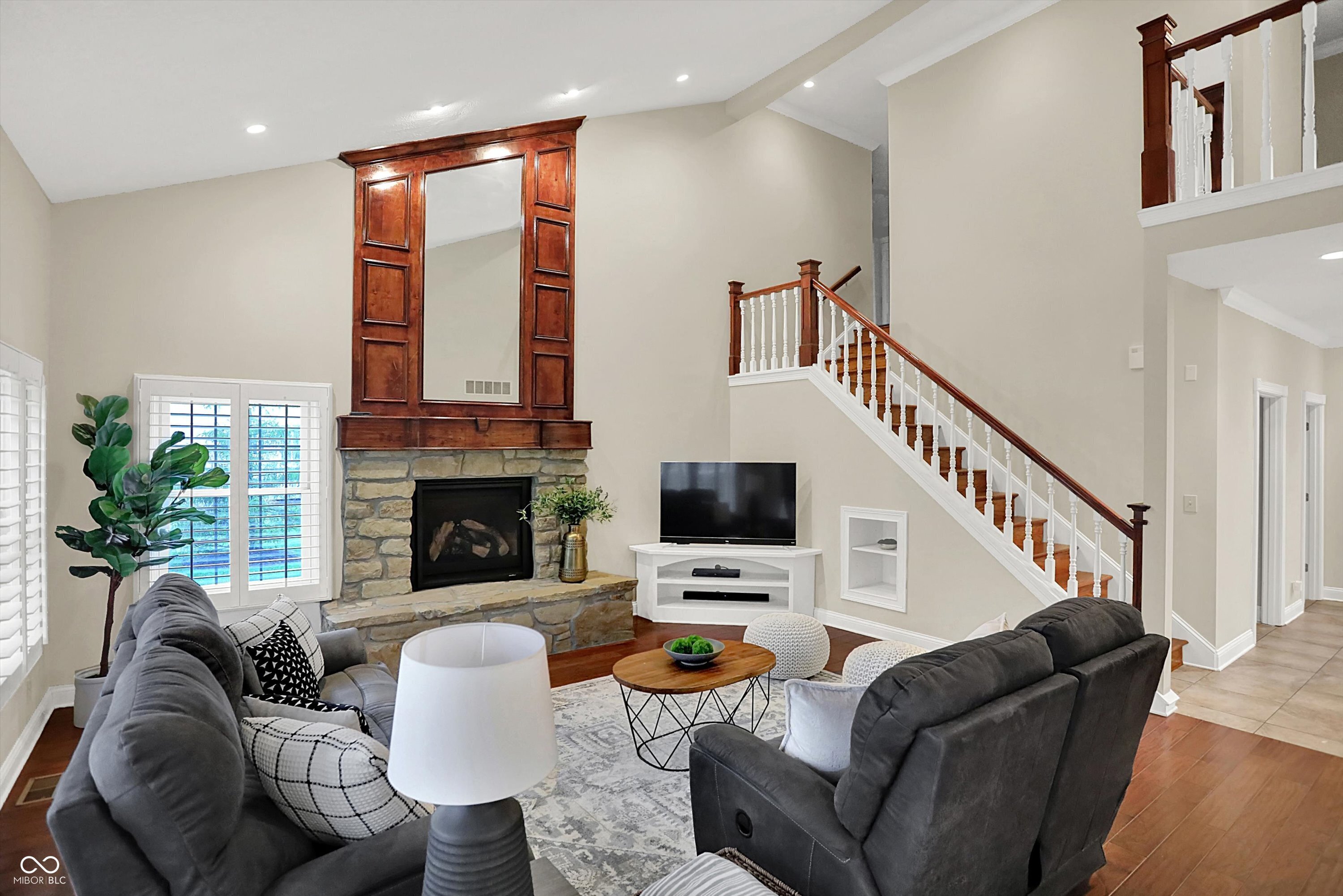 9325 Timberline Drive