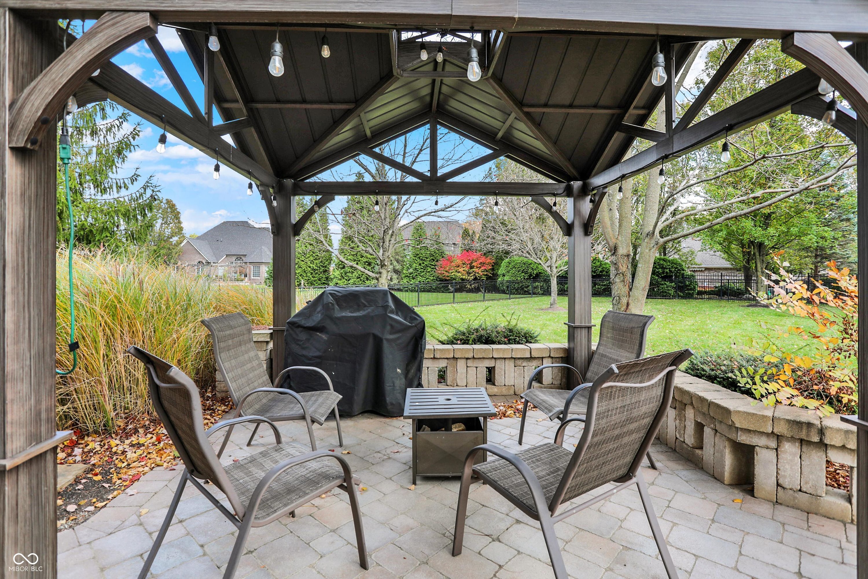 9325 Timberline Drive