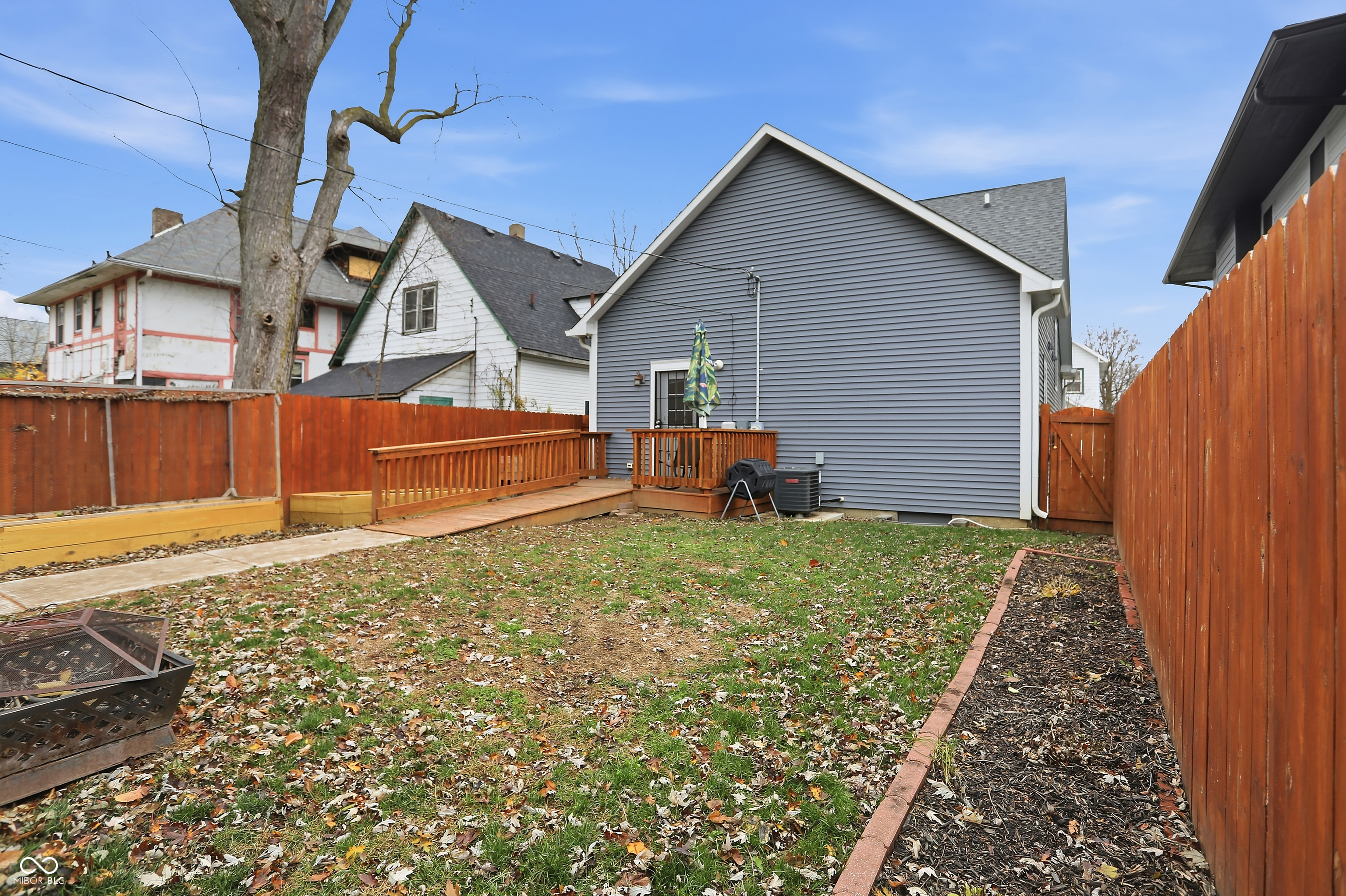 3516 N Kenwood Avenue