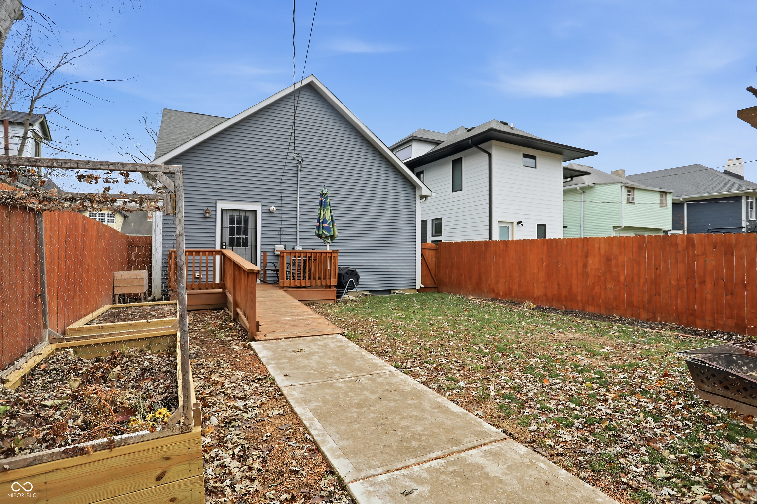3516 N Kenwood Avenue