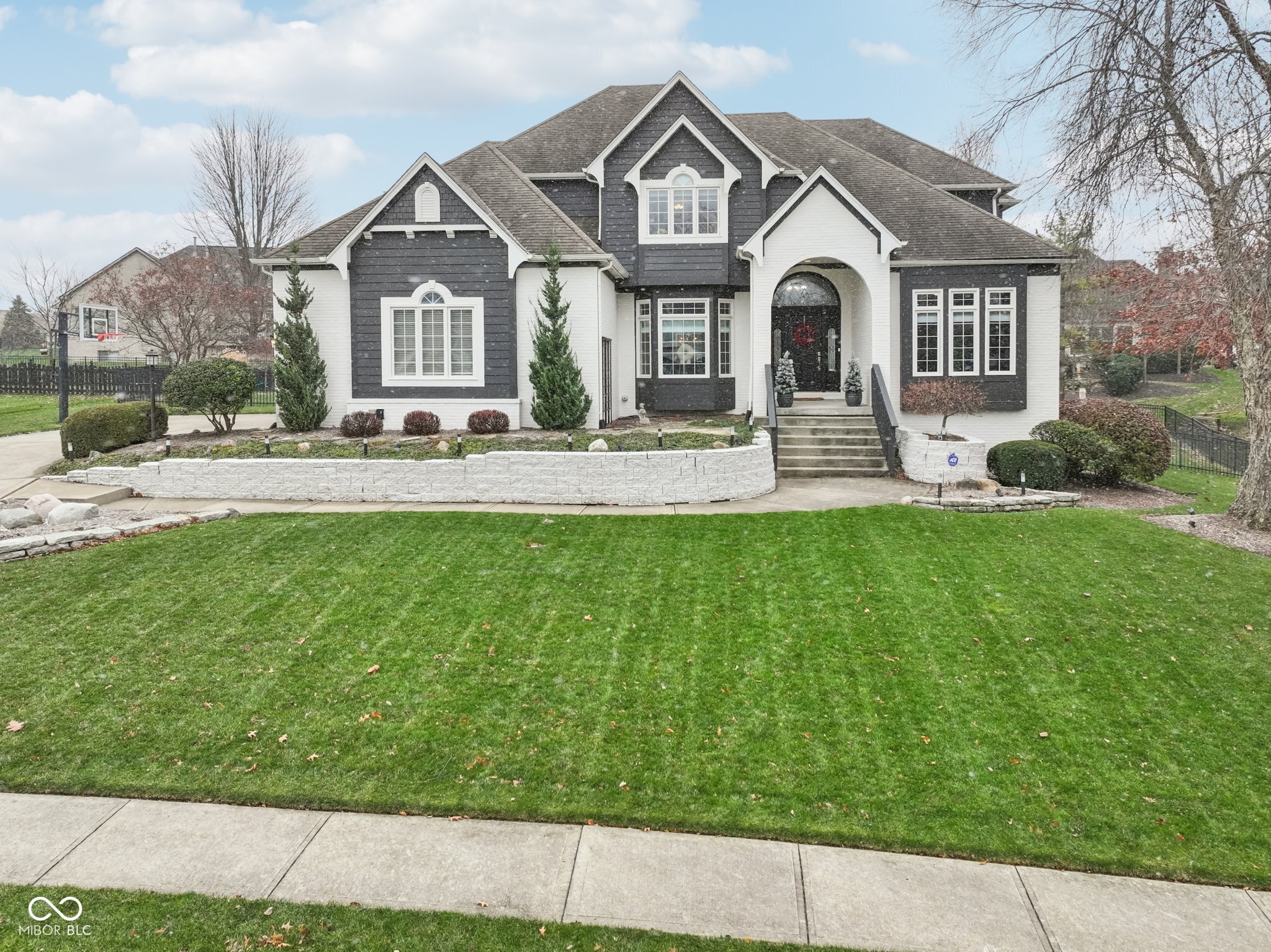 2725 Matt Court
