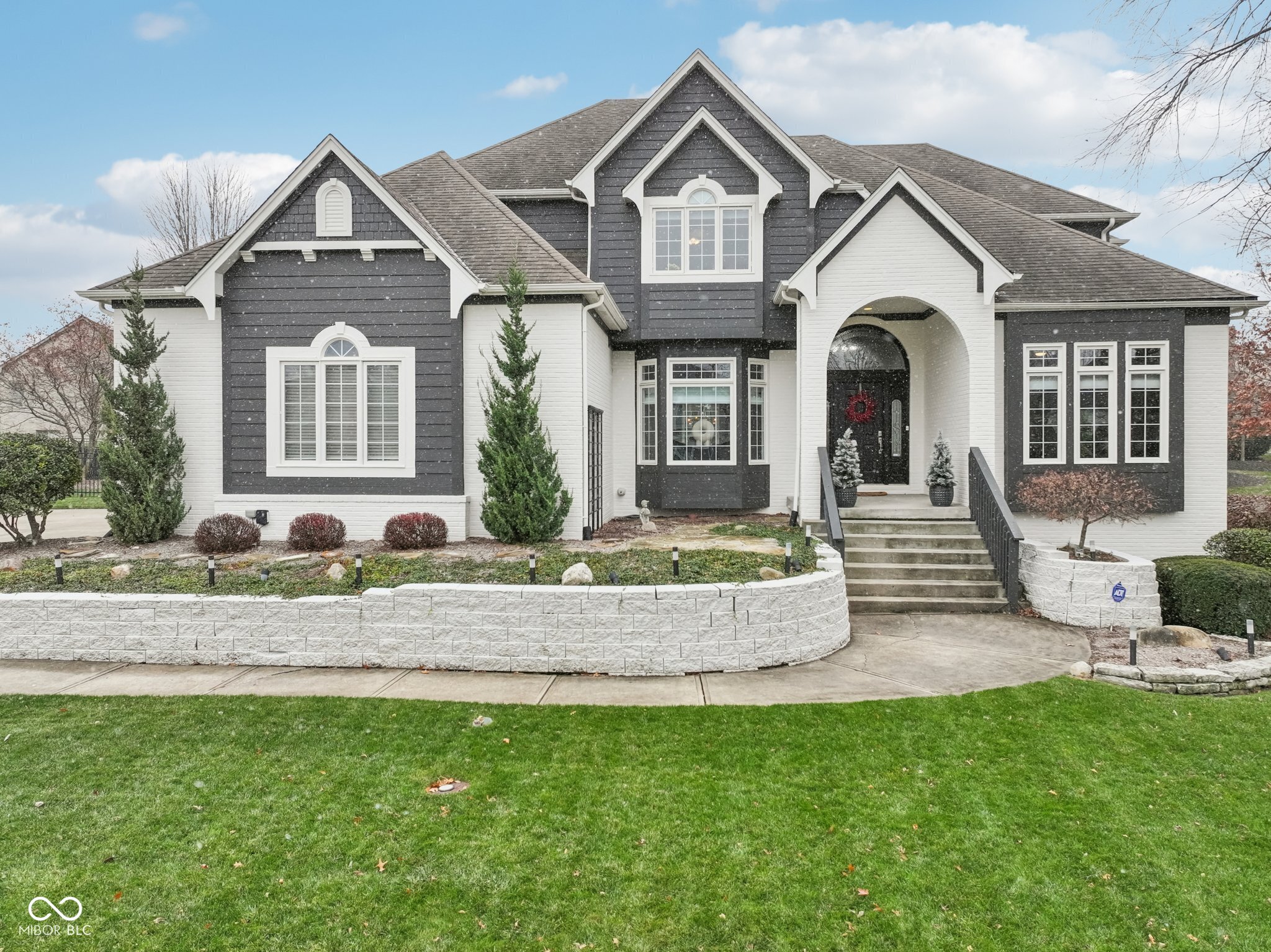2725 Matt Court