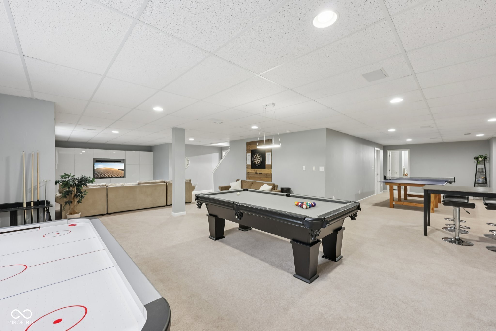 2725 Matt Court