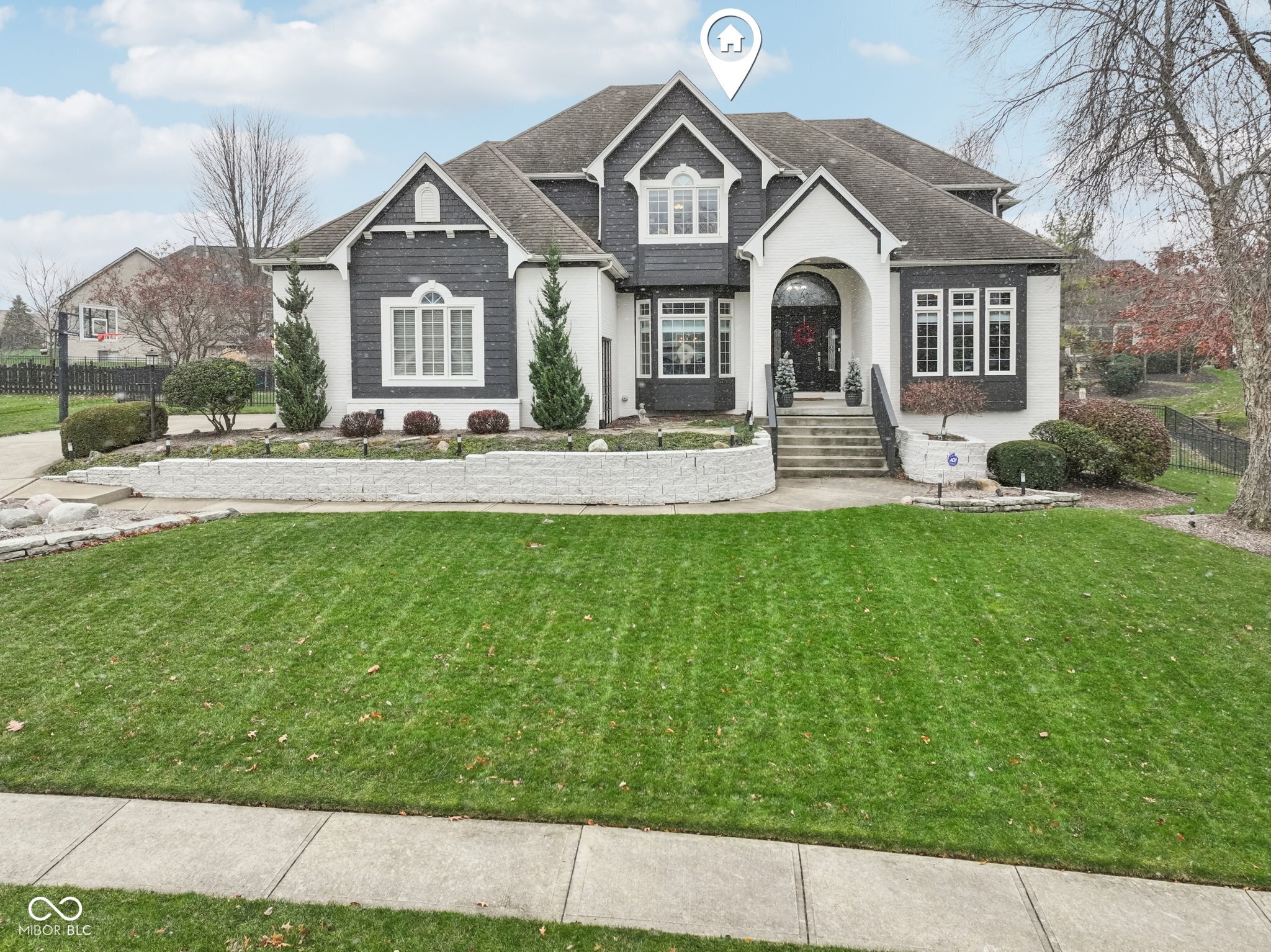 2725 Matt Court